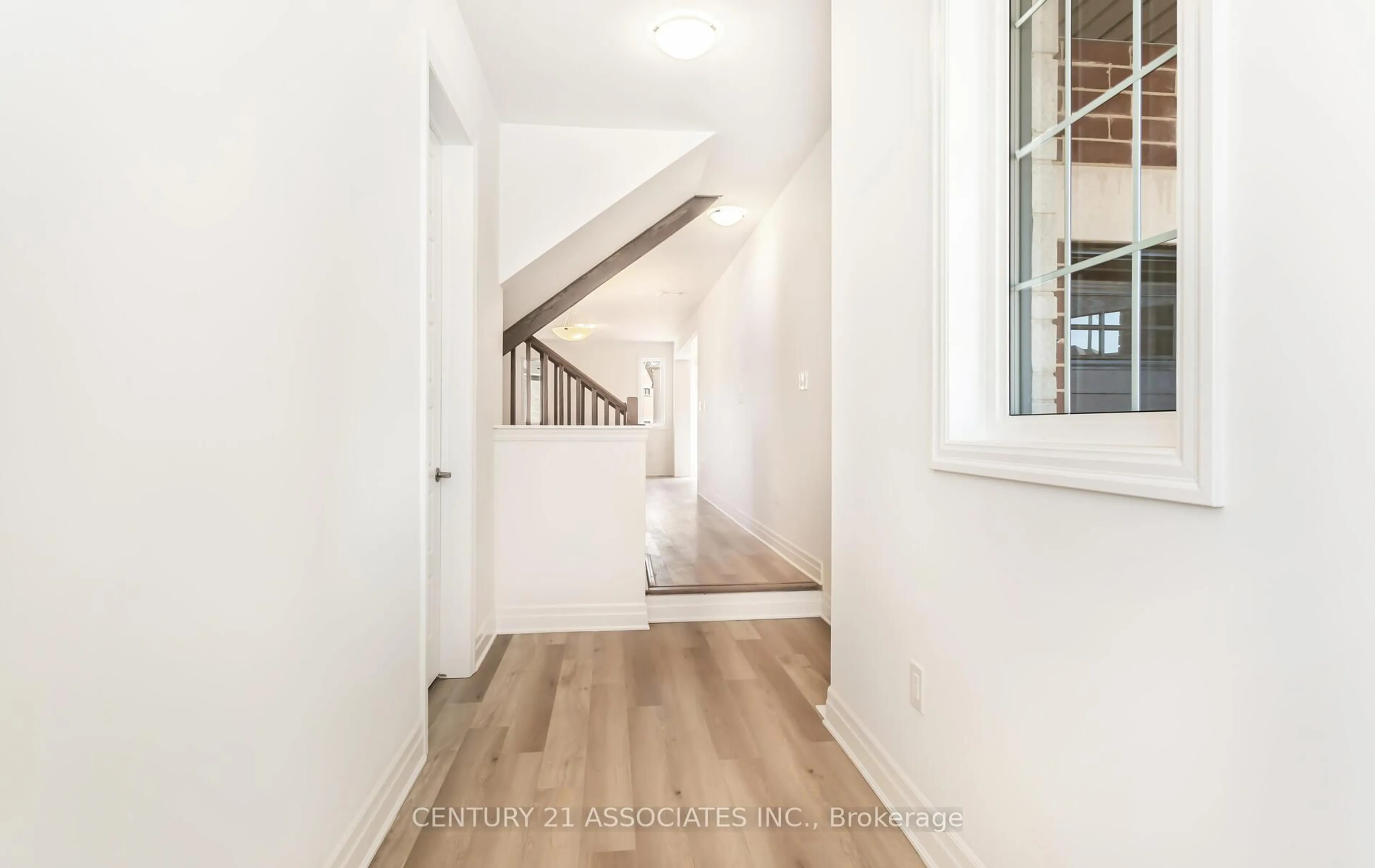 Stairs for 1796 Thames Circ, Milton Ontario L9E 1Y9