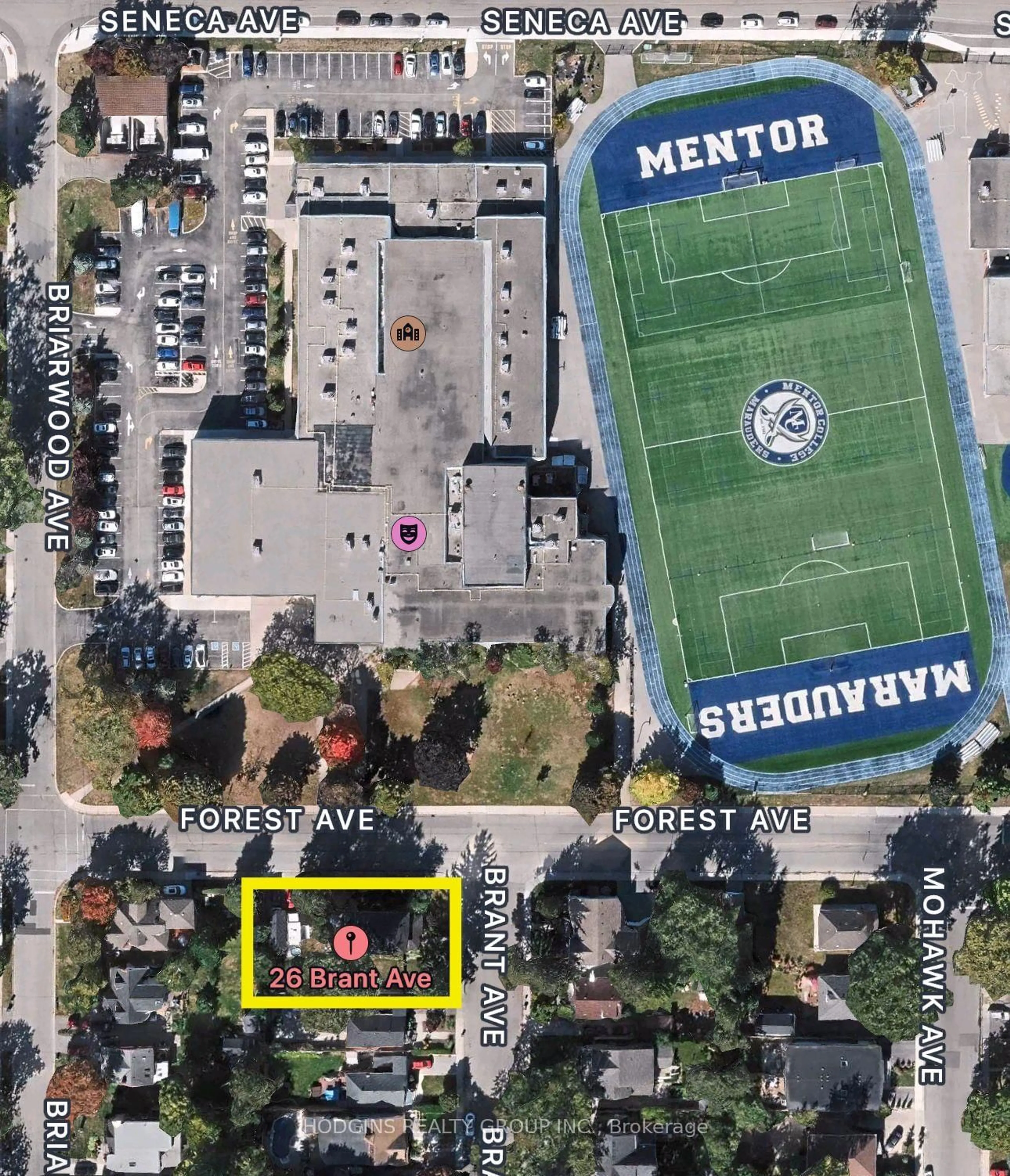 A pic from outside/outdoor area/front of a property/back of a property/a pic from drone, unknown for 26 Brant Ave, Mississauga Ontario L5G 3N8