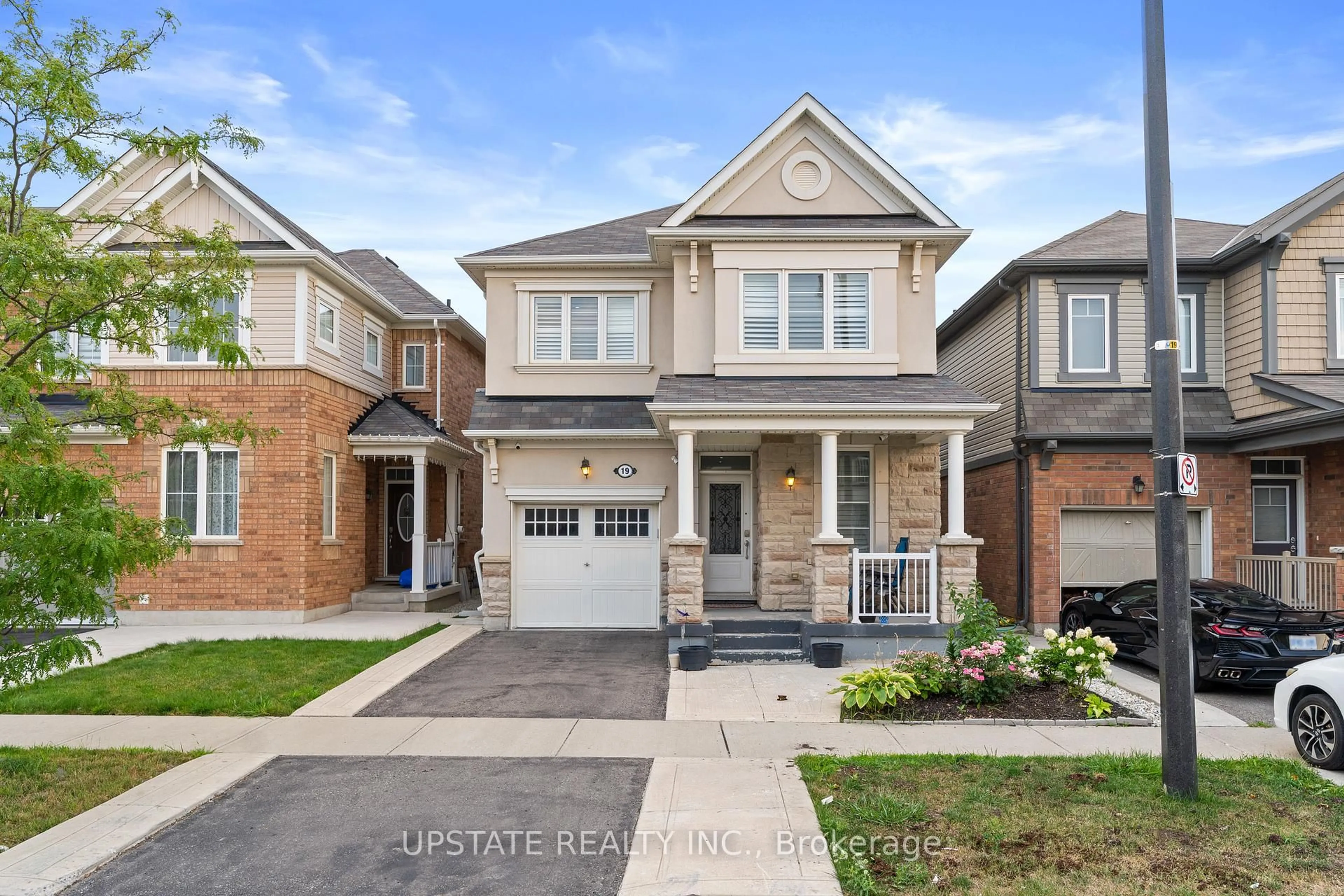 Home with brick exterior material, street for 19 Troyer St, Brampton Ontario L7A 4T4