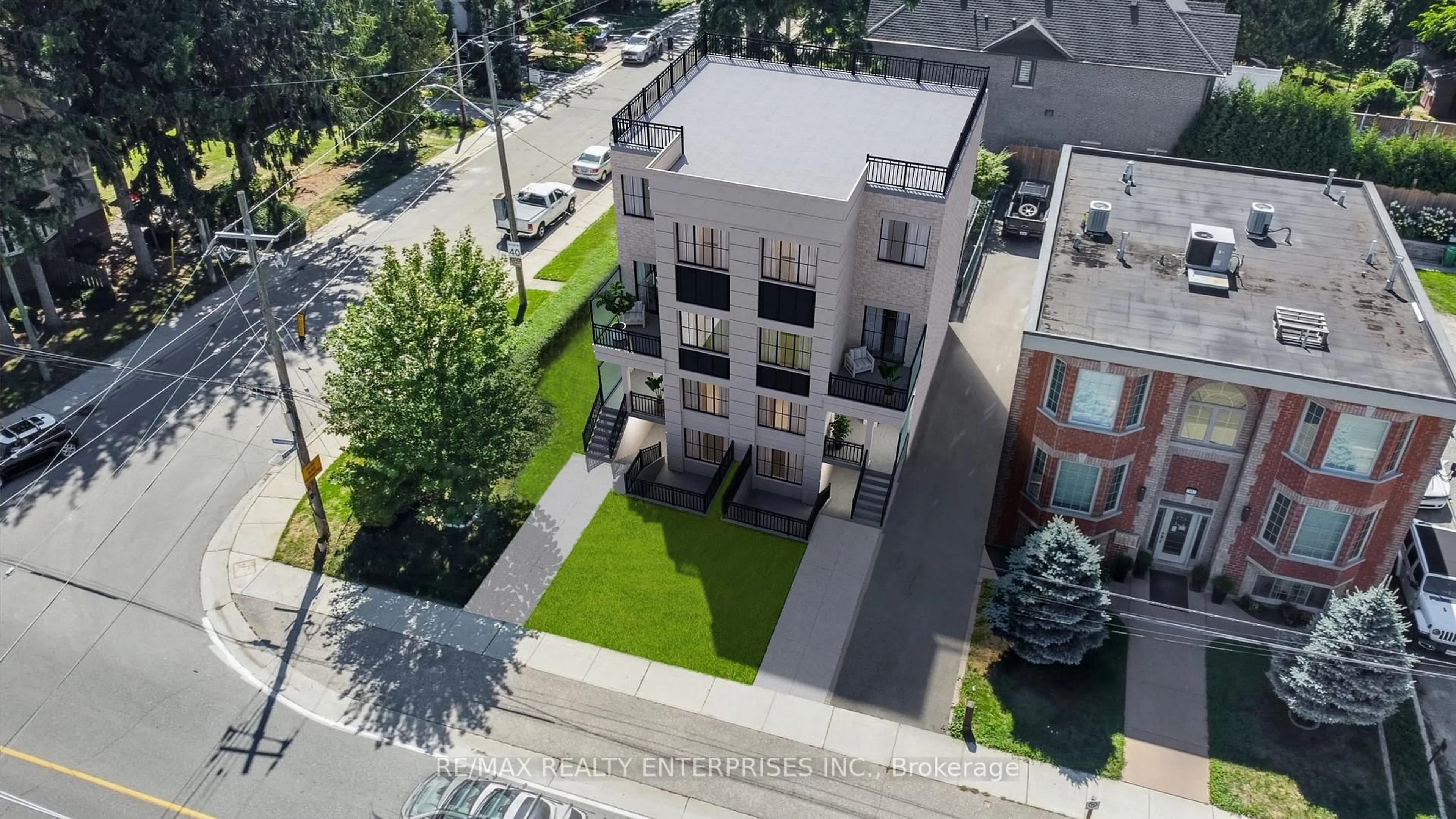 A pic from outside/outdoor area/front of a property/back of a property/a pic from drone, unknown for 44 Mississauga Rd, Mississauga Ontario L5H 2H8