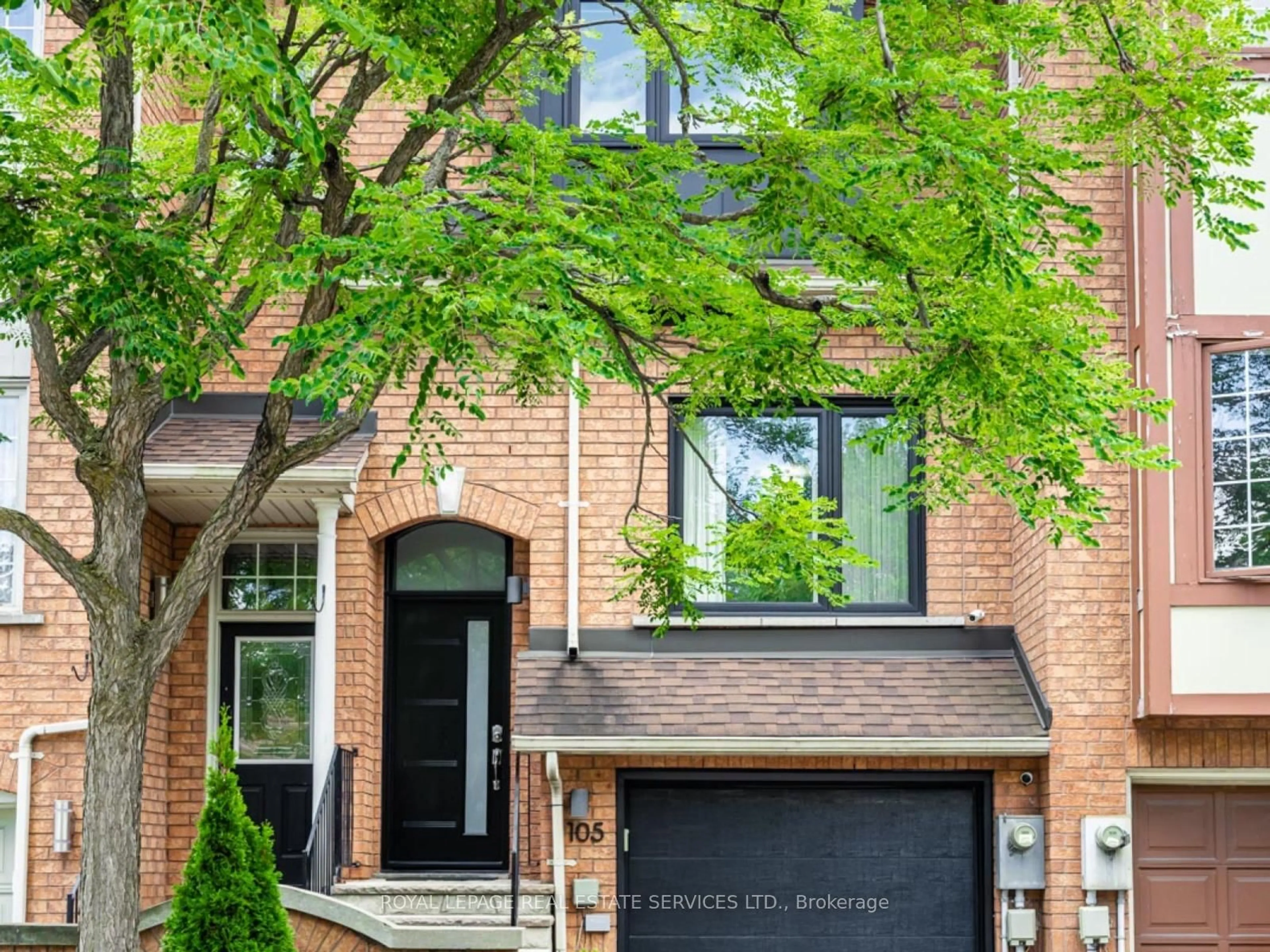 Home with brick exterior material, street for 105 Harbourview Cres, Toronto Ontario M8V 4A9