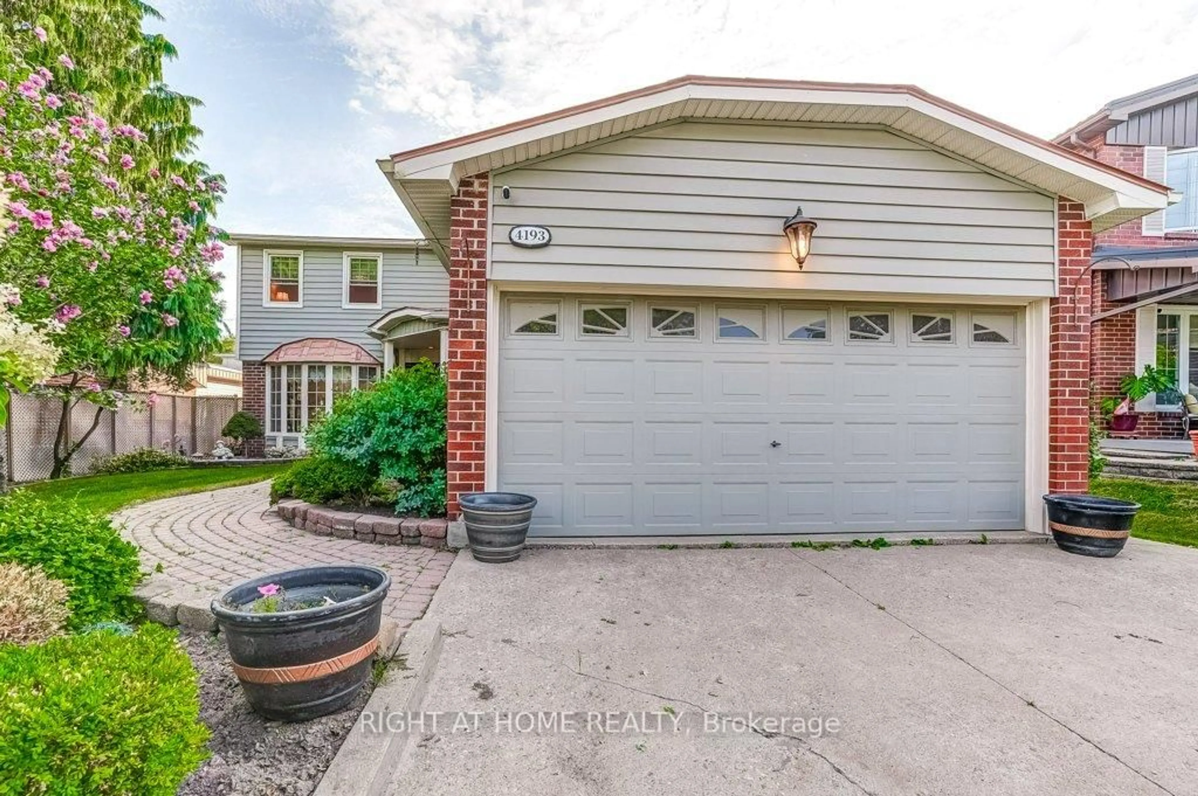 Unknown for 4193 Claypine Rise, Mississauga Ontario L4W 2G5