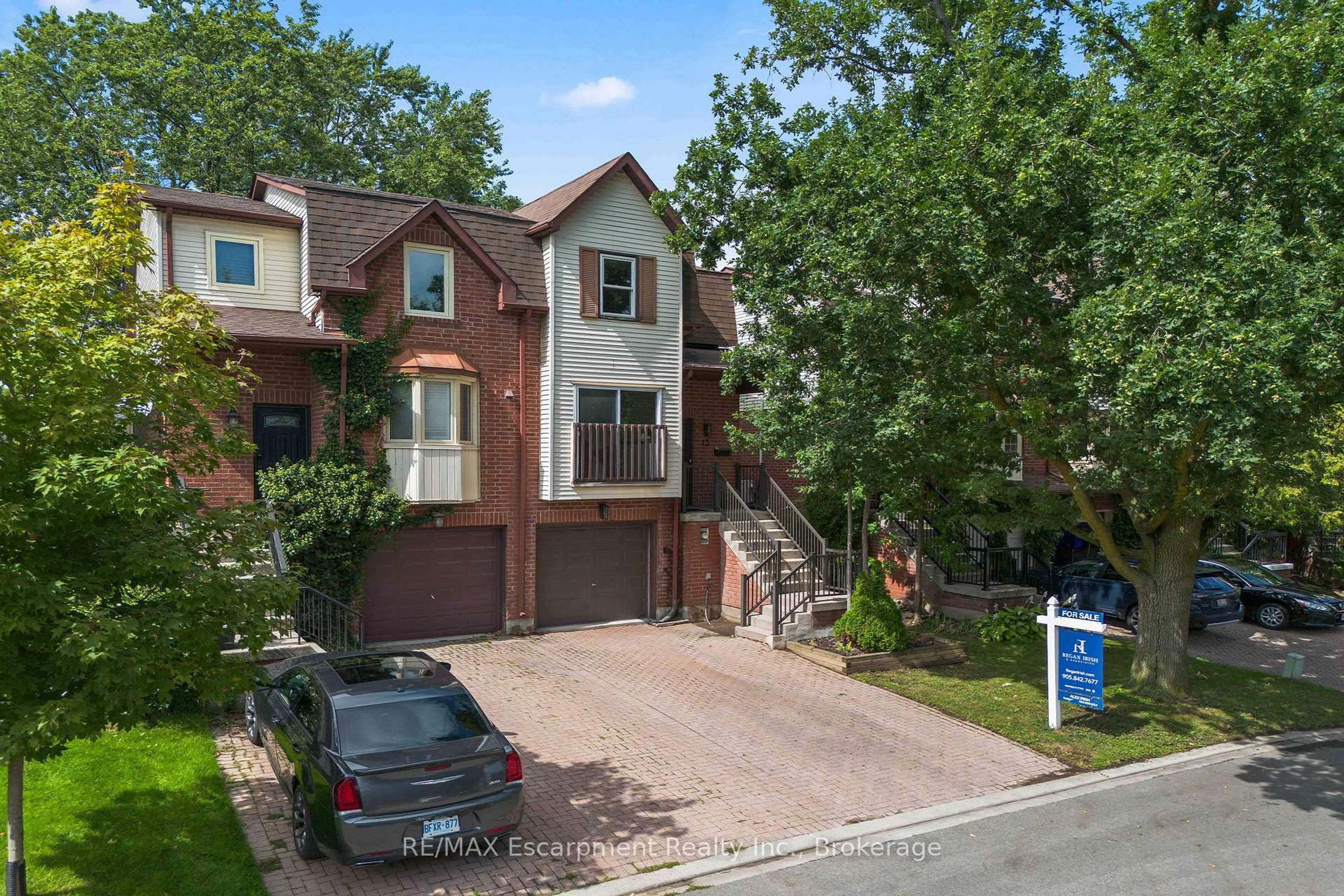 Home with brick exterior material, street for 13 Normandy Pl, Oakville Ontario L6K 1R9