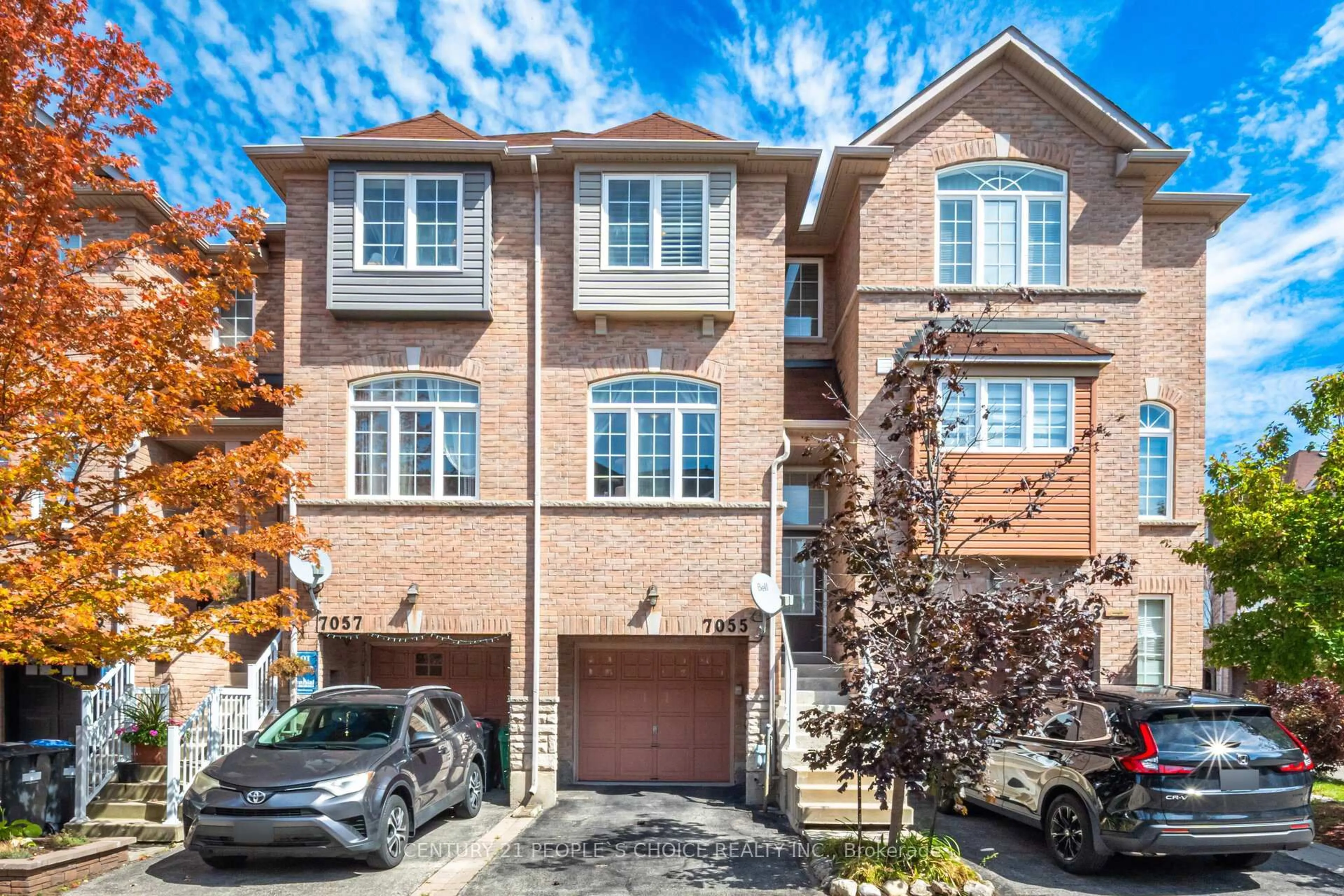 Home with brick exterior material, street for 7055 Fairmeadow Cres, Mississauga Ontario L5N 8R6