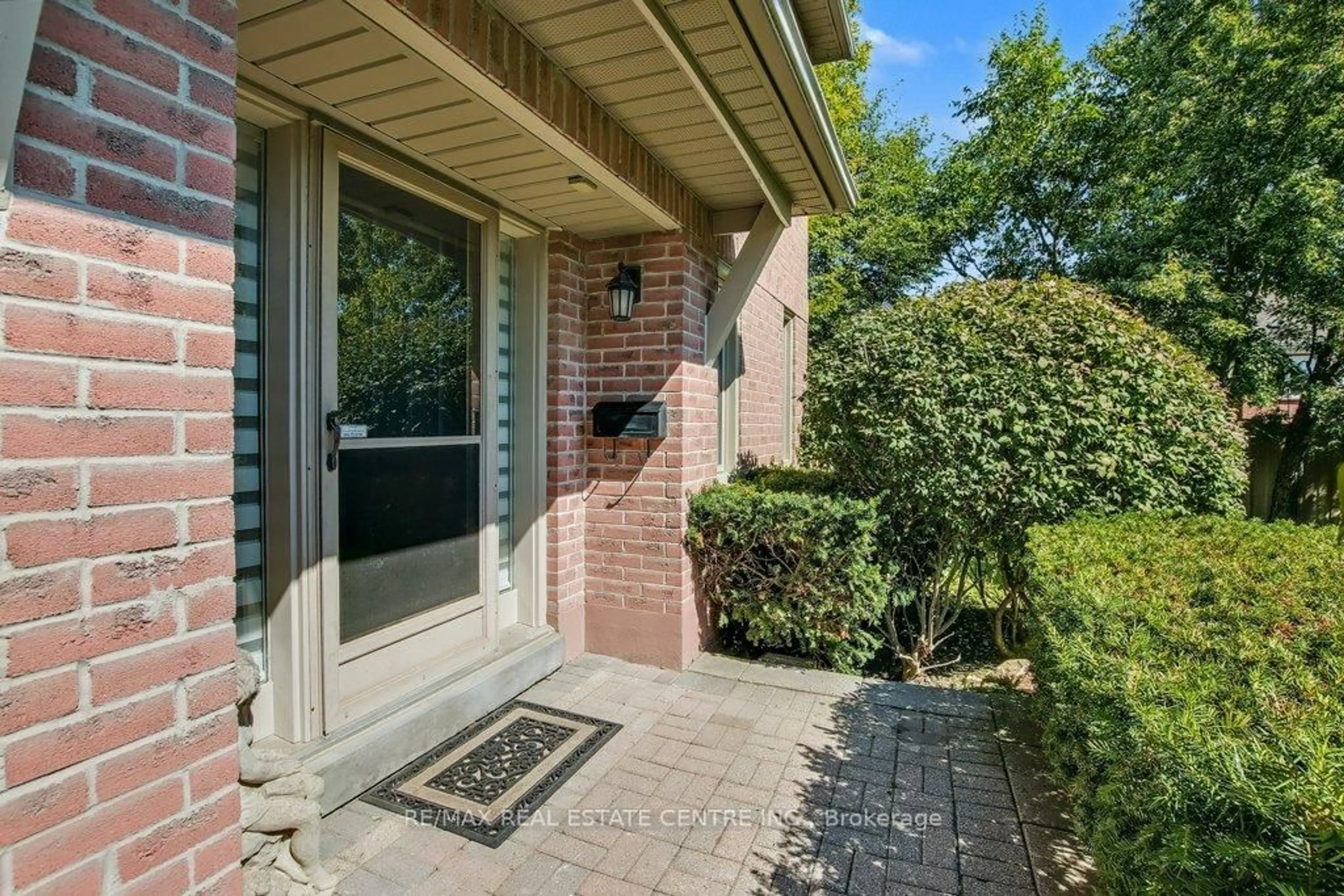 Unknown for 5480 Glen Erin Dr #68, Mississauga Ontario L5M 5R3