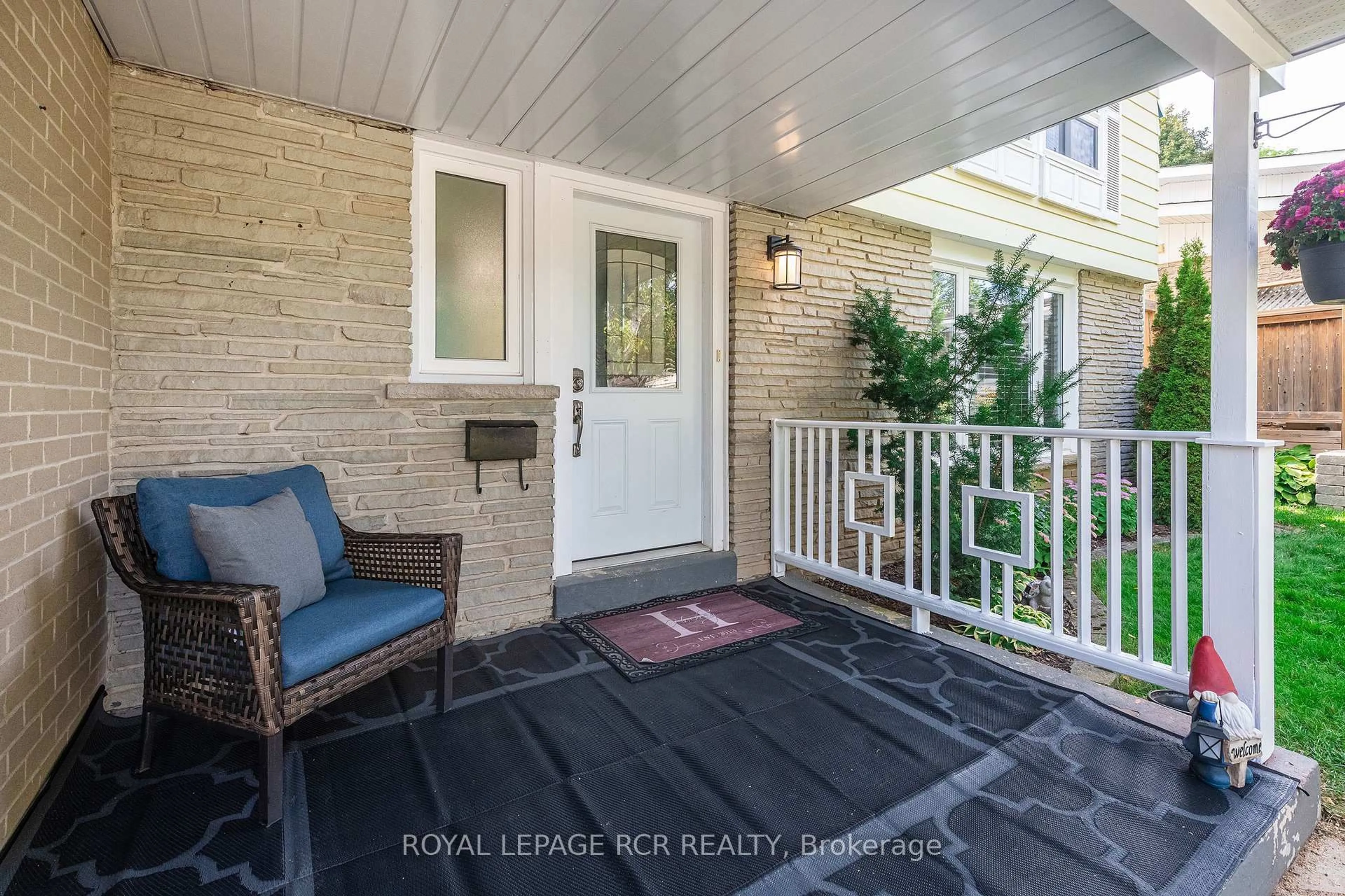 Patio, street for 34 Shirley St, Orangeville Ontario L9W 2T4