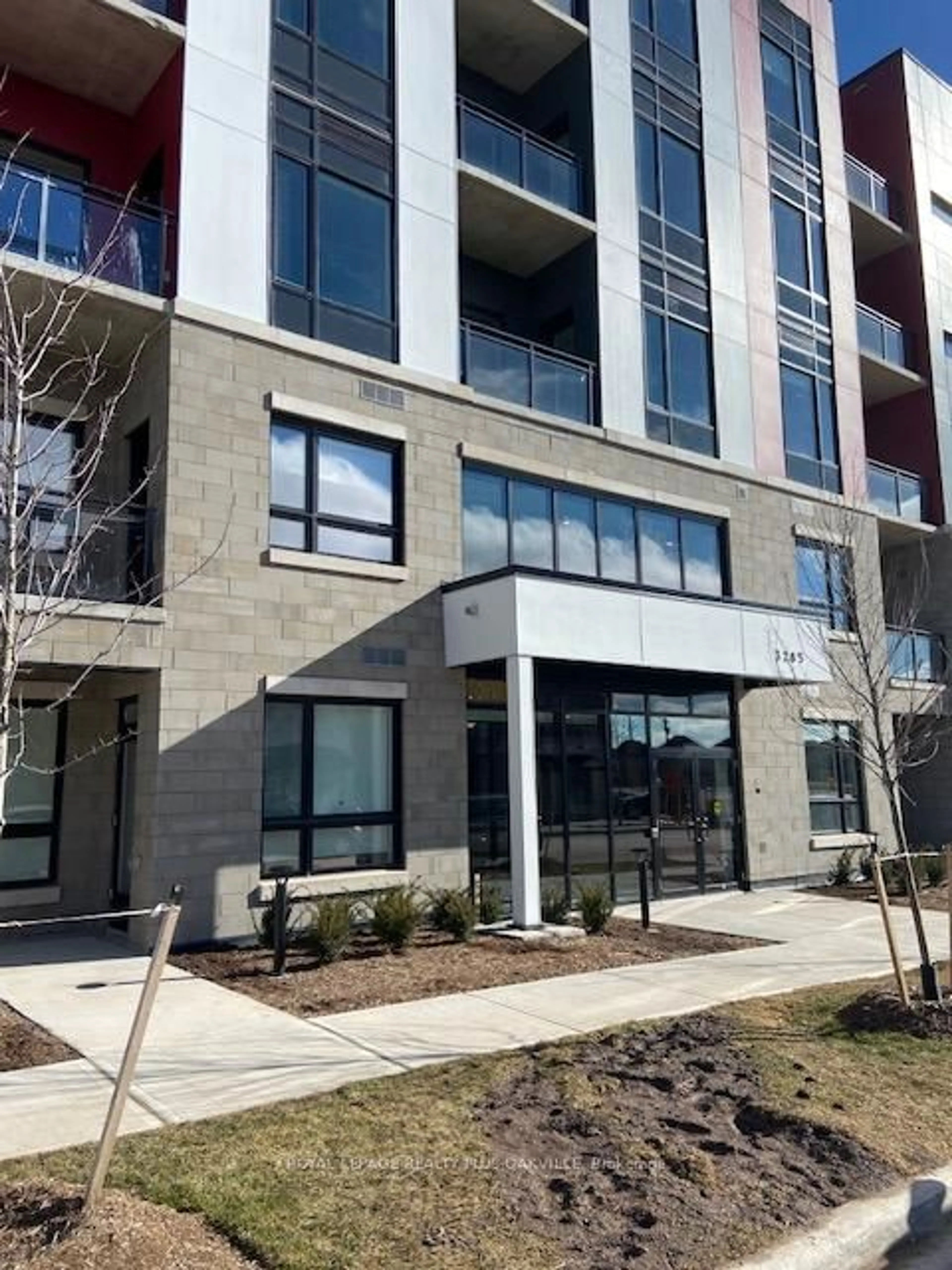 Home with brick exterior material, building for 3285 Carding Mill Tr #407, Oakville Ontario L6M 1S1