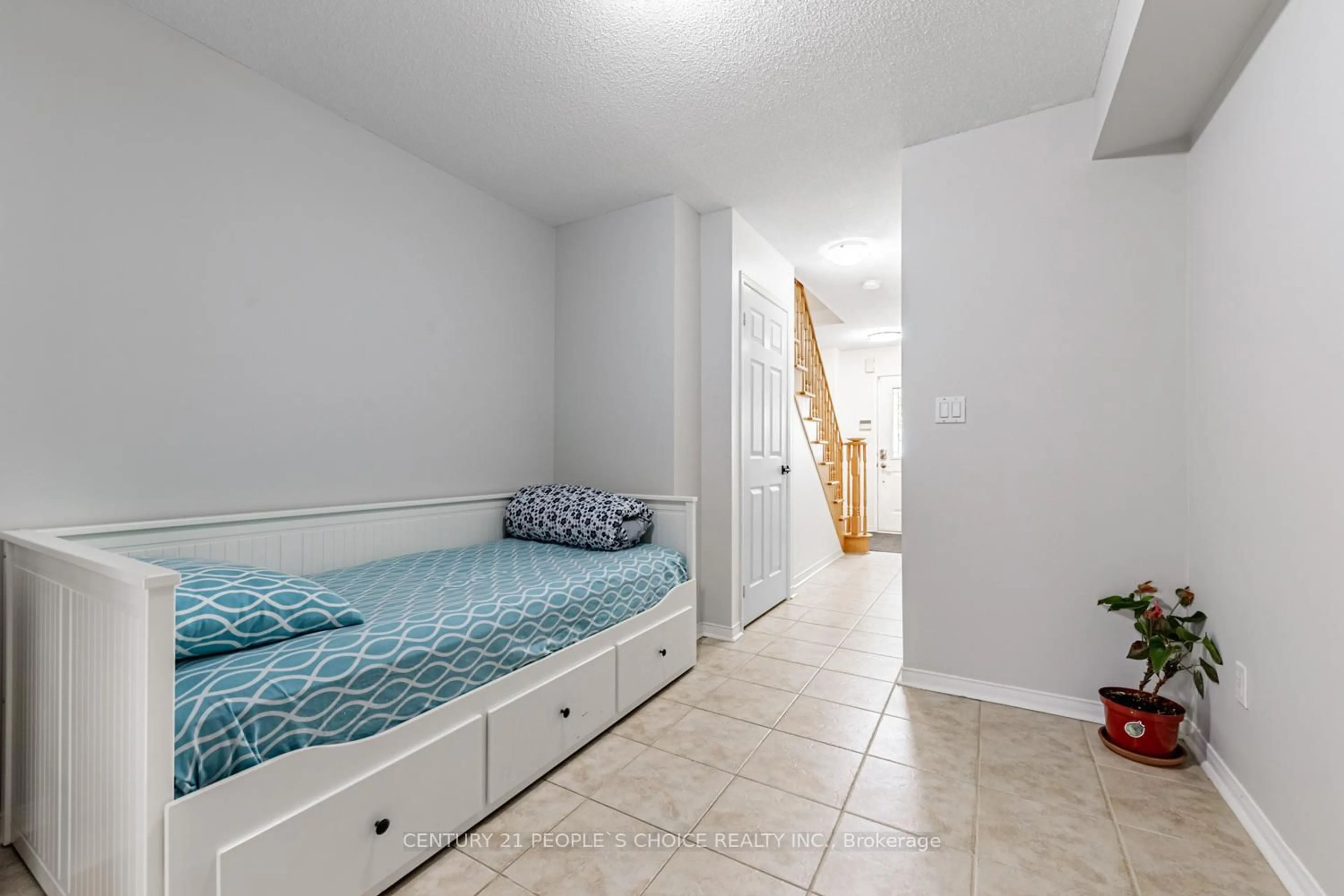 Bedroom with bed, unknown for 27 West Dean Park Dr #5, Toronto Ontario M9B 2R5