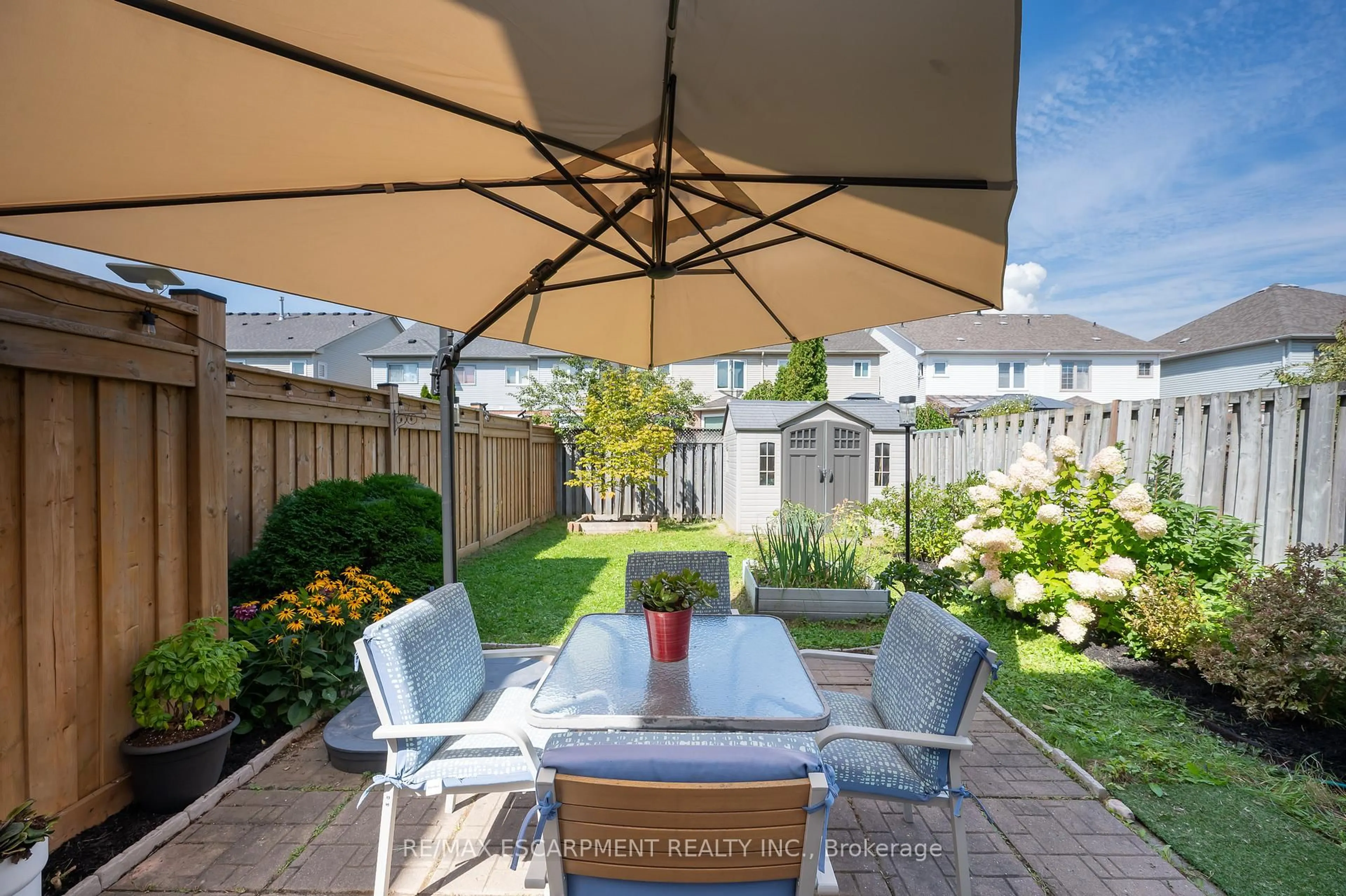 Patio, street for 5141 Lampman Ave, Burlington Ontario L7L 6K1