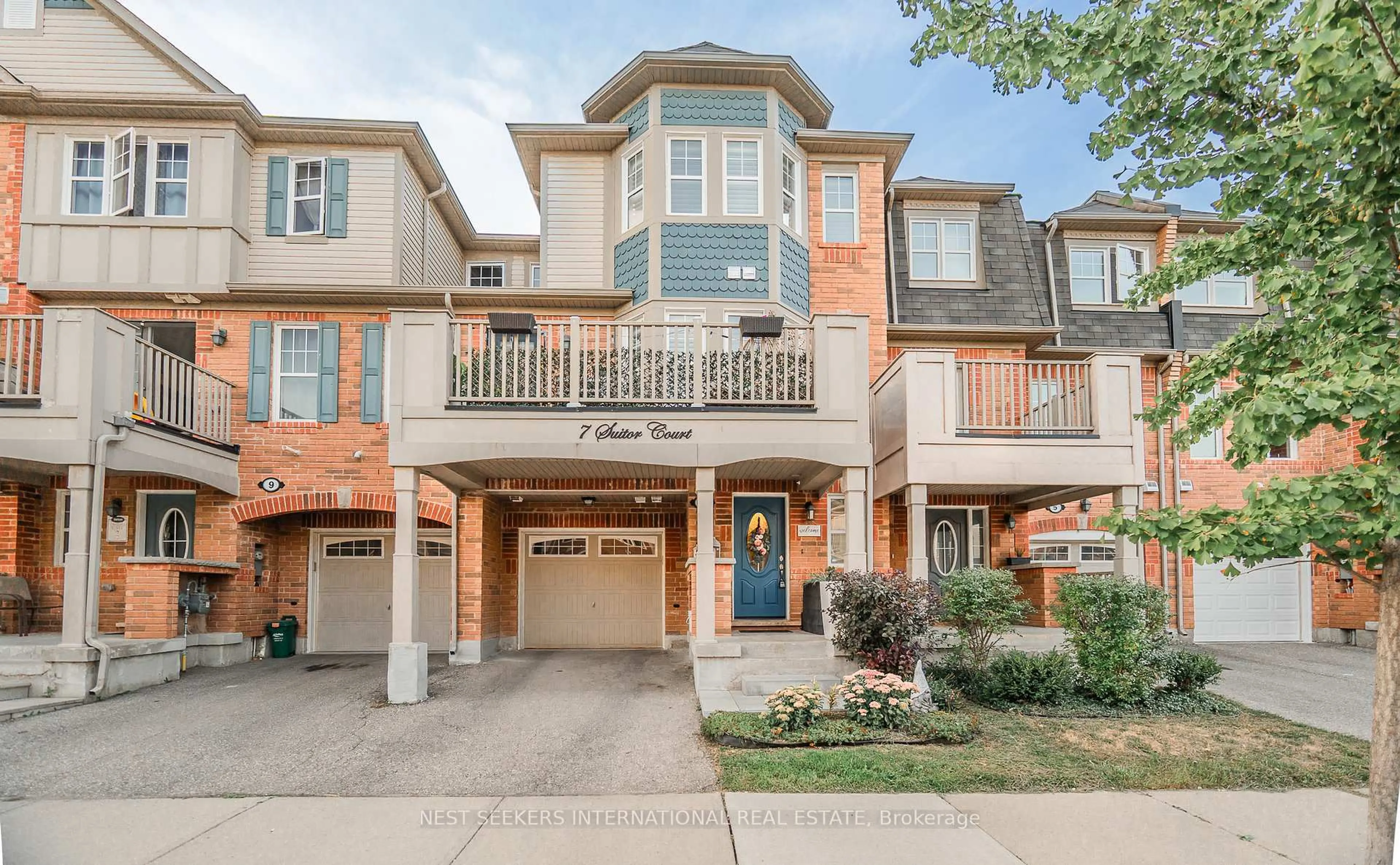 Home with brick exterior material, street for 7 Suitor Crt, Milton Ontario L9T 8S3