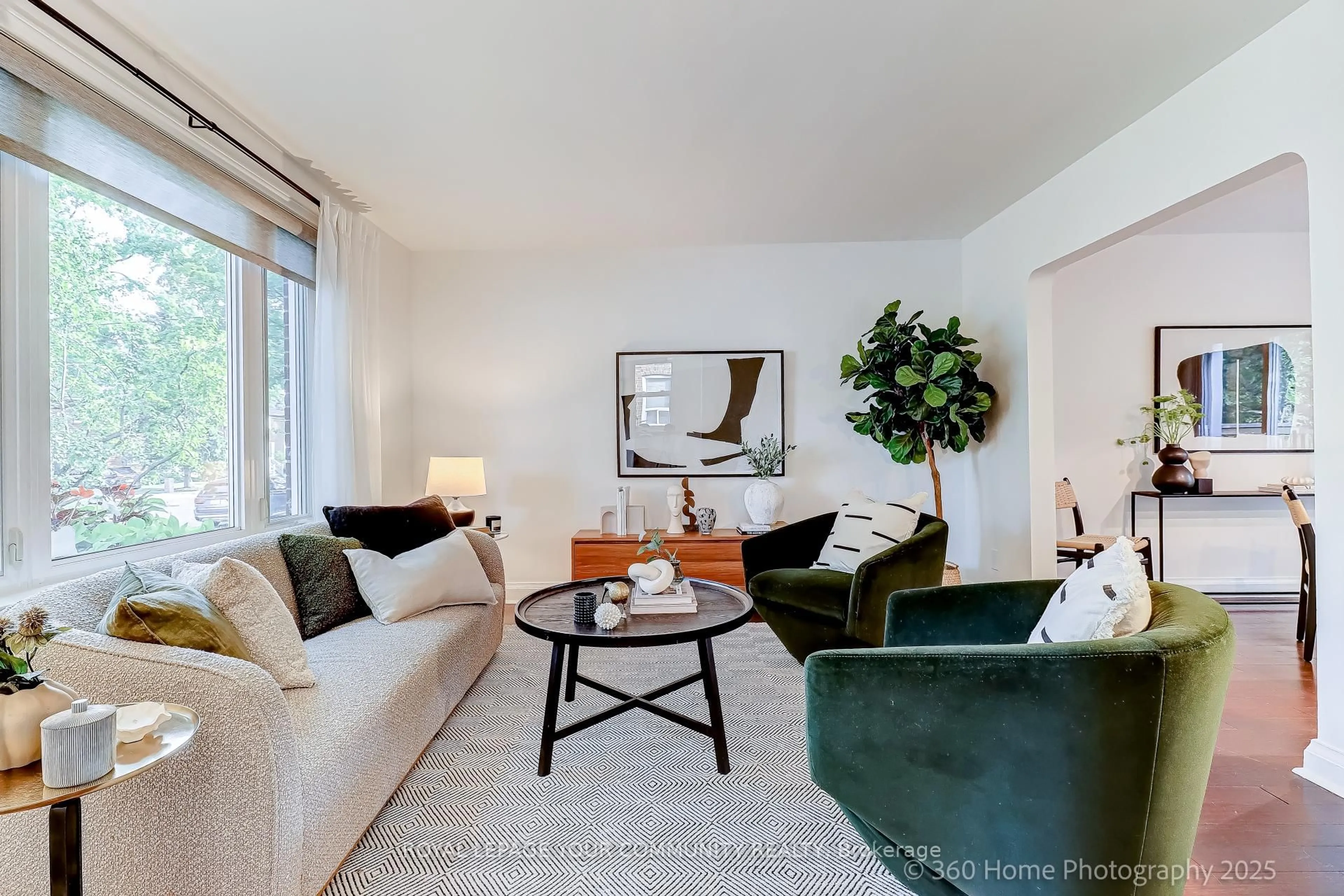 Living room with furniture, unknown for 50 Allanbrooke Dr, Toronto Ontario M9A 3N8