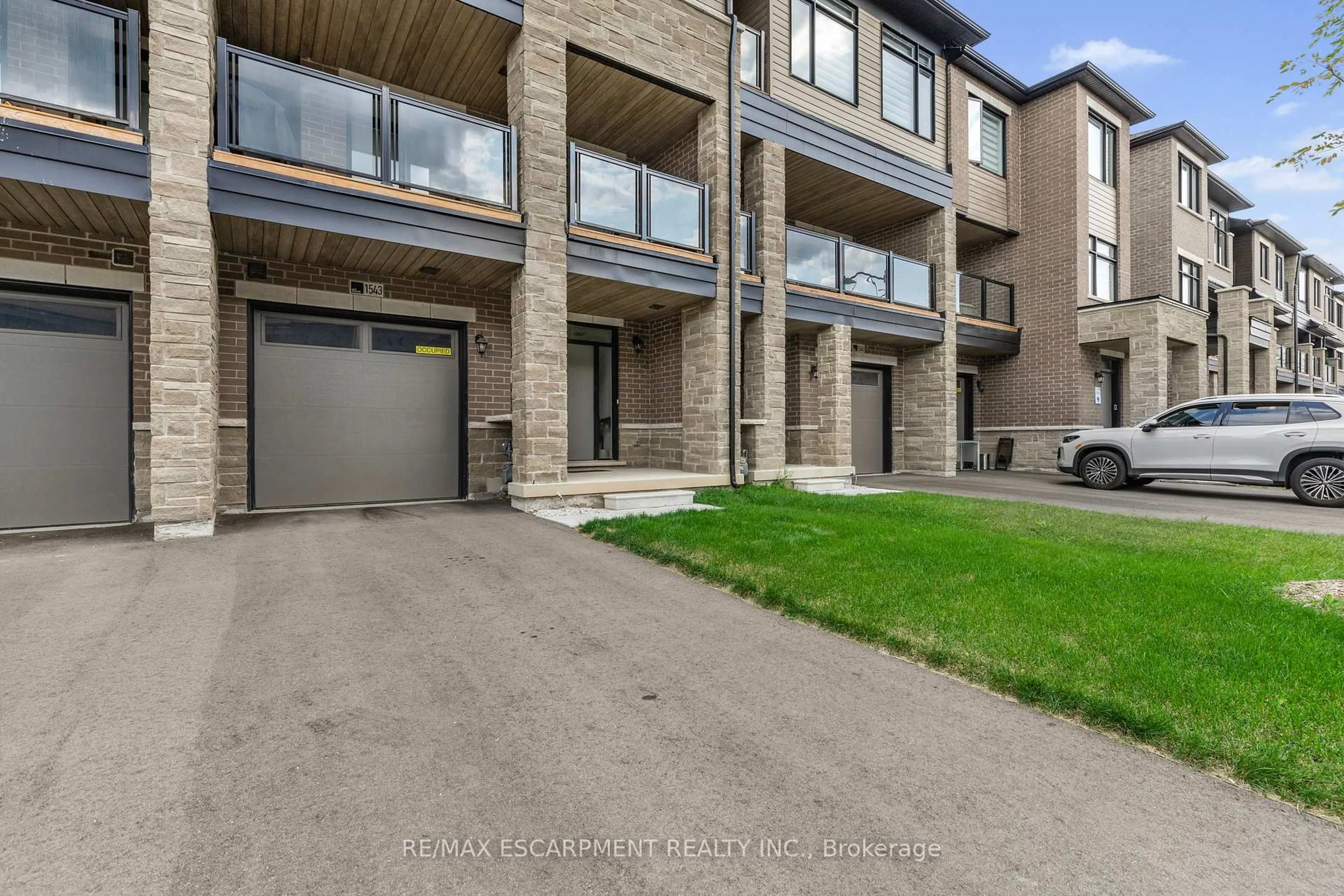 Unknown for 1543 Hilson Hts, Milton Ontario L9T 7E7