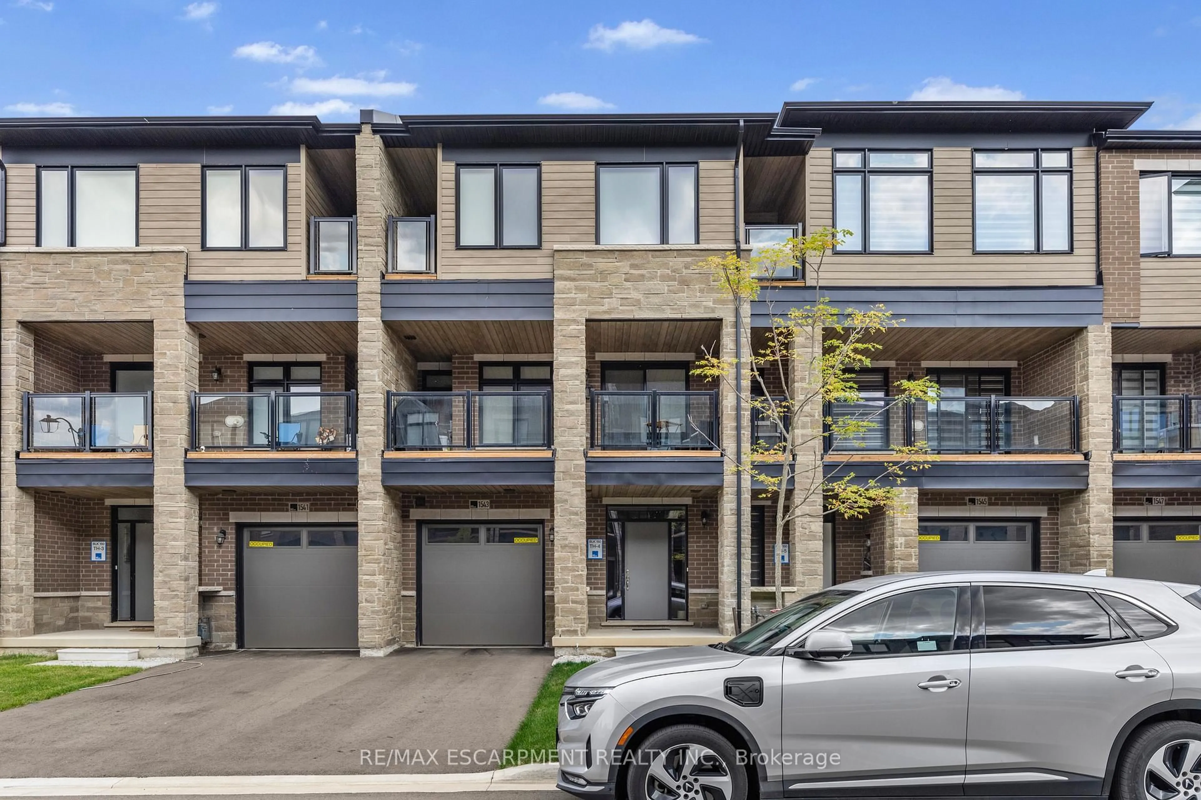 Unknown for 1543 Hilson Hts, Milton Ontario L9T 7E7