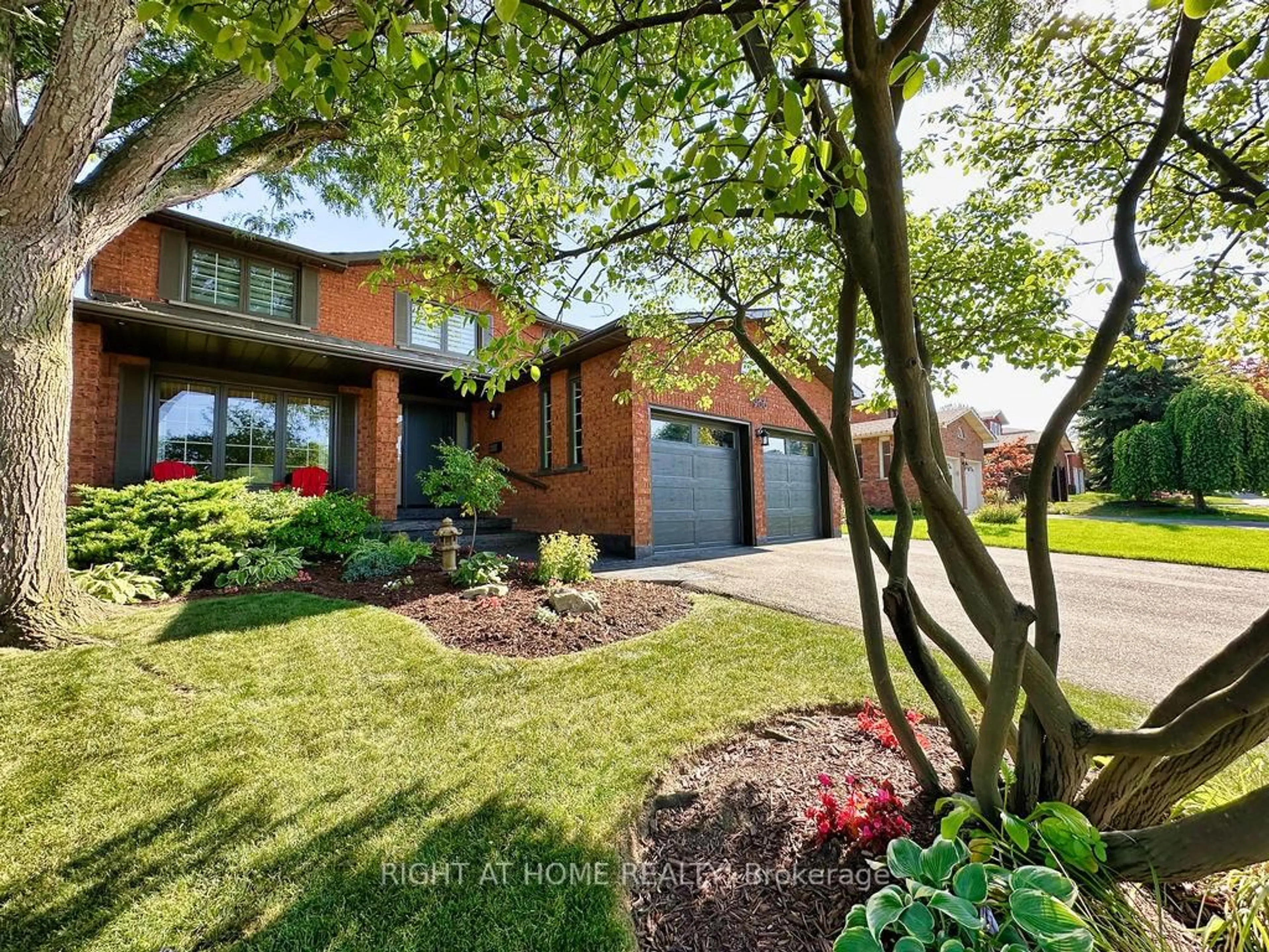 Home with brick exterior material, street for 1986 Roy Ivor Cres, Mississauga Ontario L5L 3N8