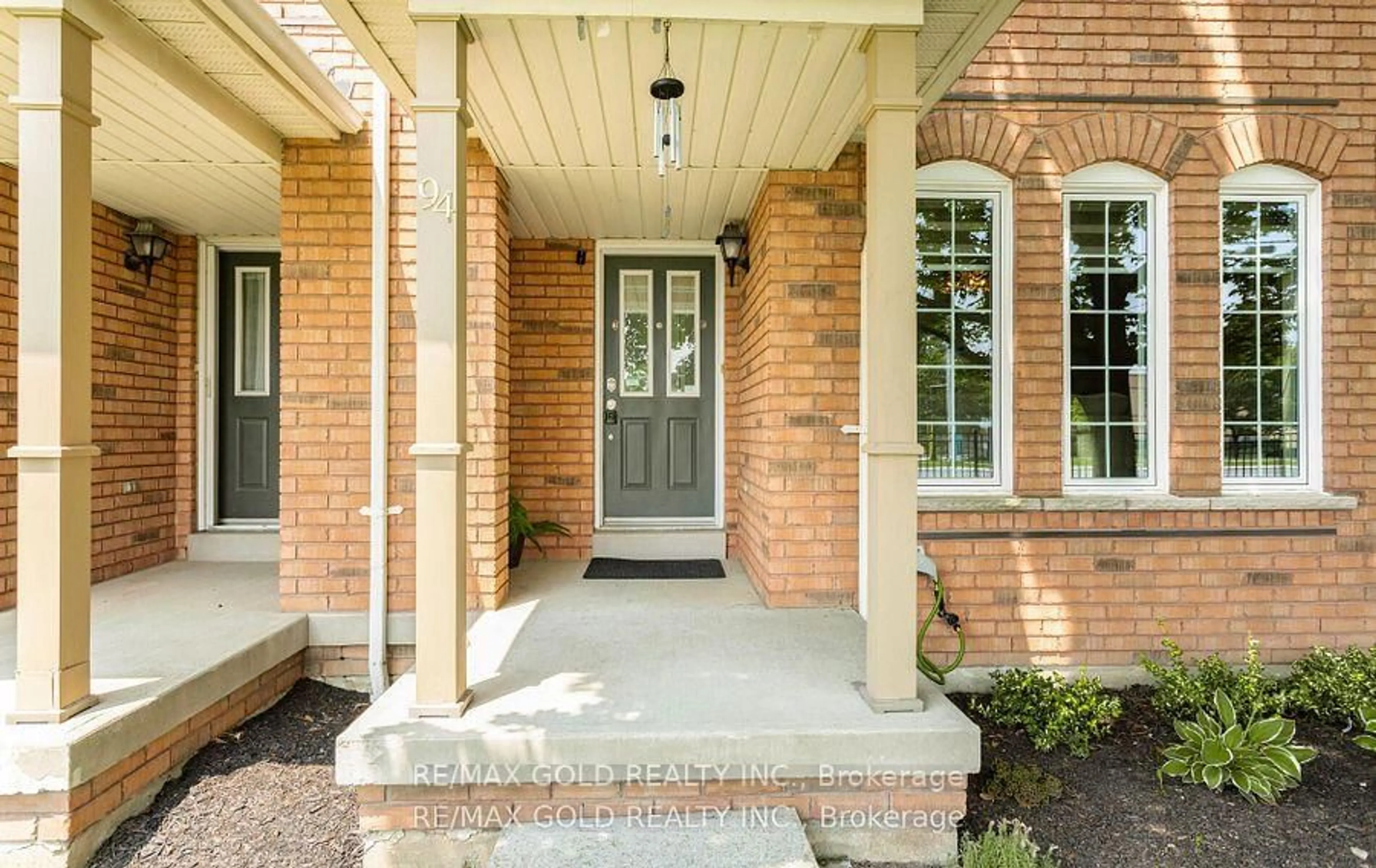 Home with brick exterior material, street for 2665 Thomas St #94, Mississauga Ontario L5M 6G7