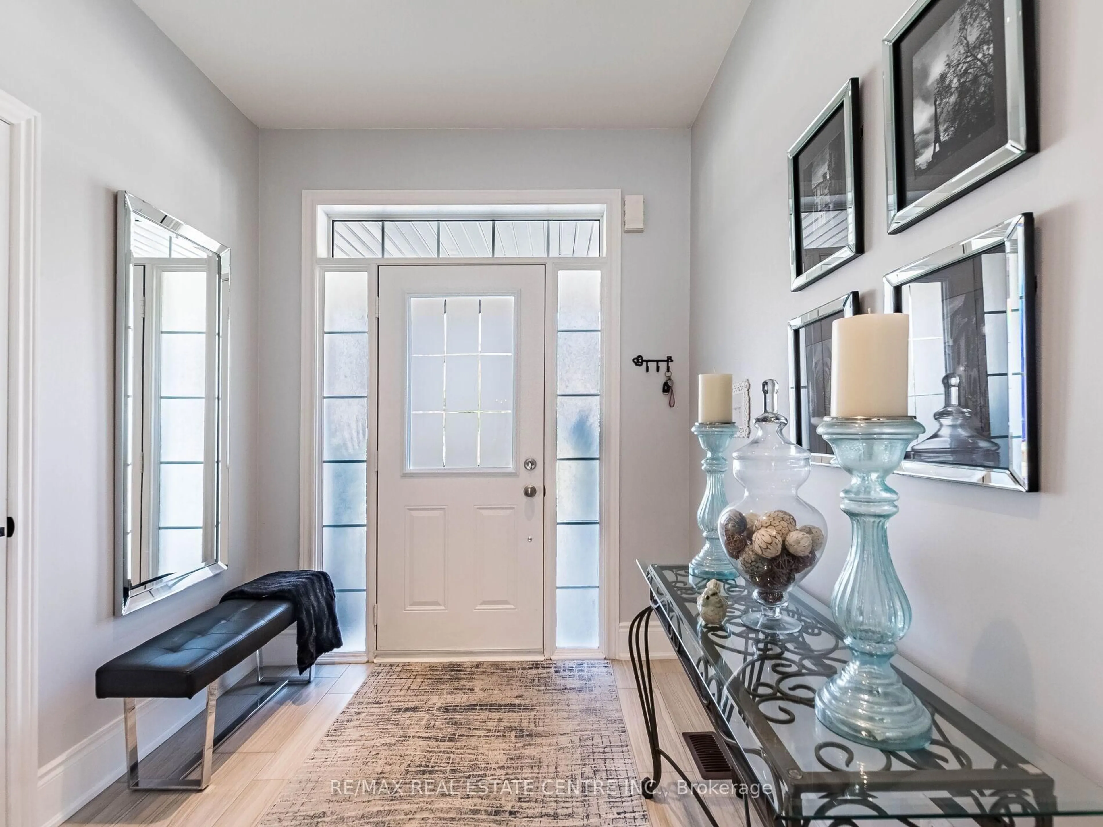 Indoor entryway for 29 Masken Circ, Brampton Ontario L7A 4K3