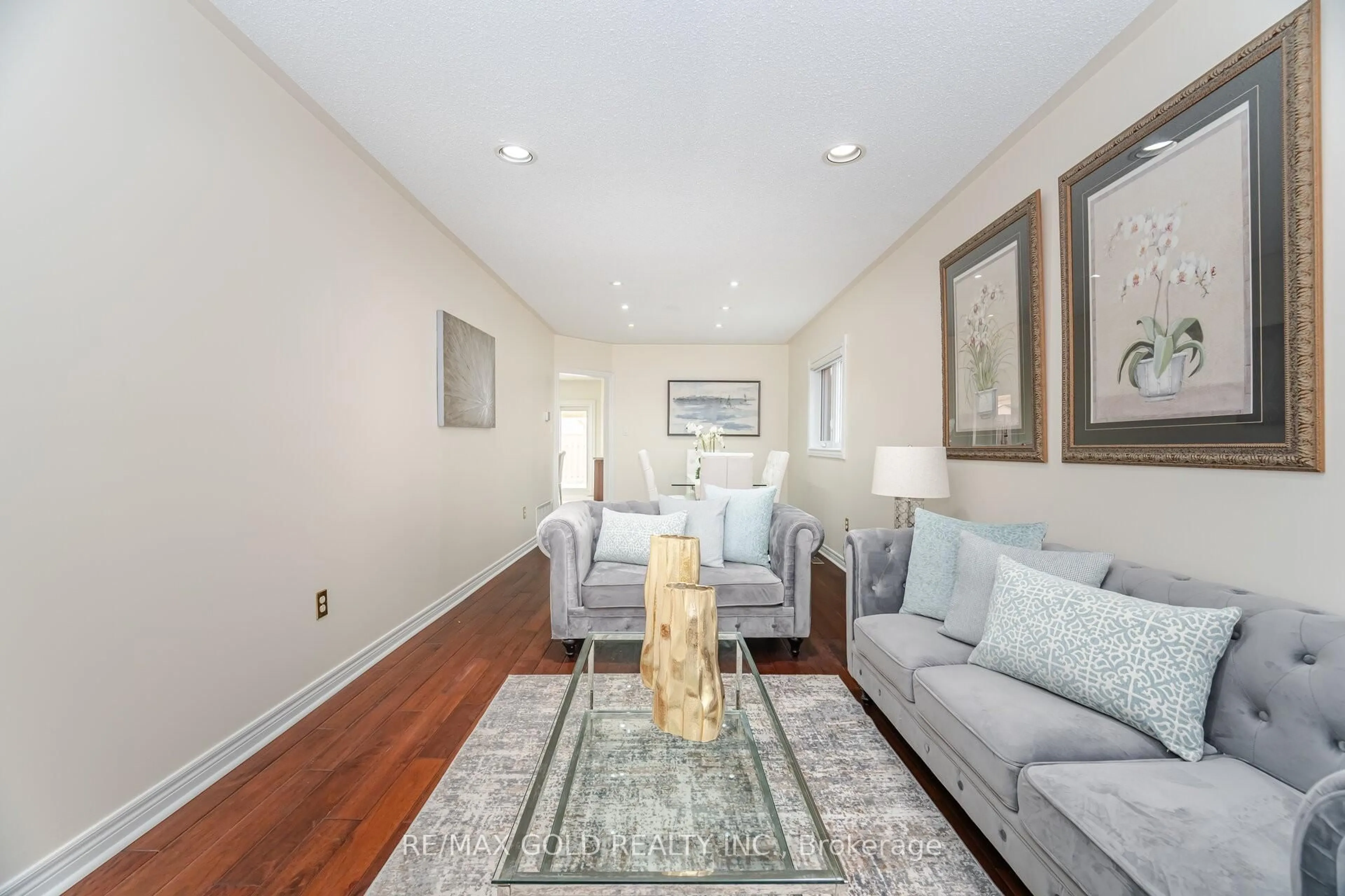 Living room with furniture, unknown for 30 Golden Eagle Rd, Brampton Ontario L6R 1Z4