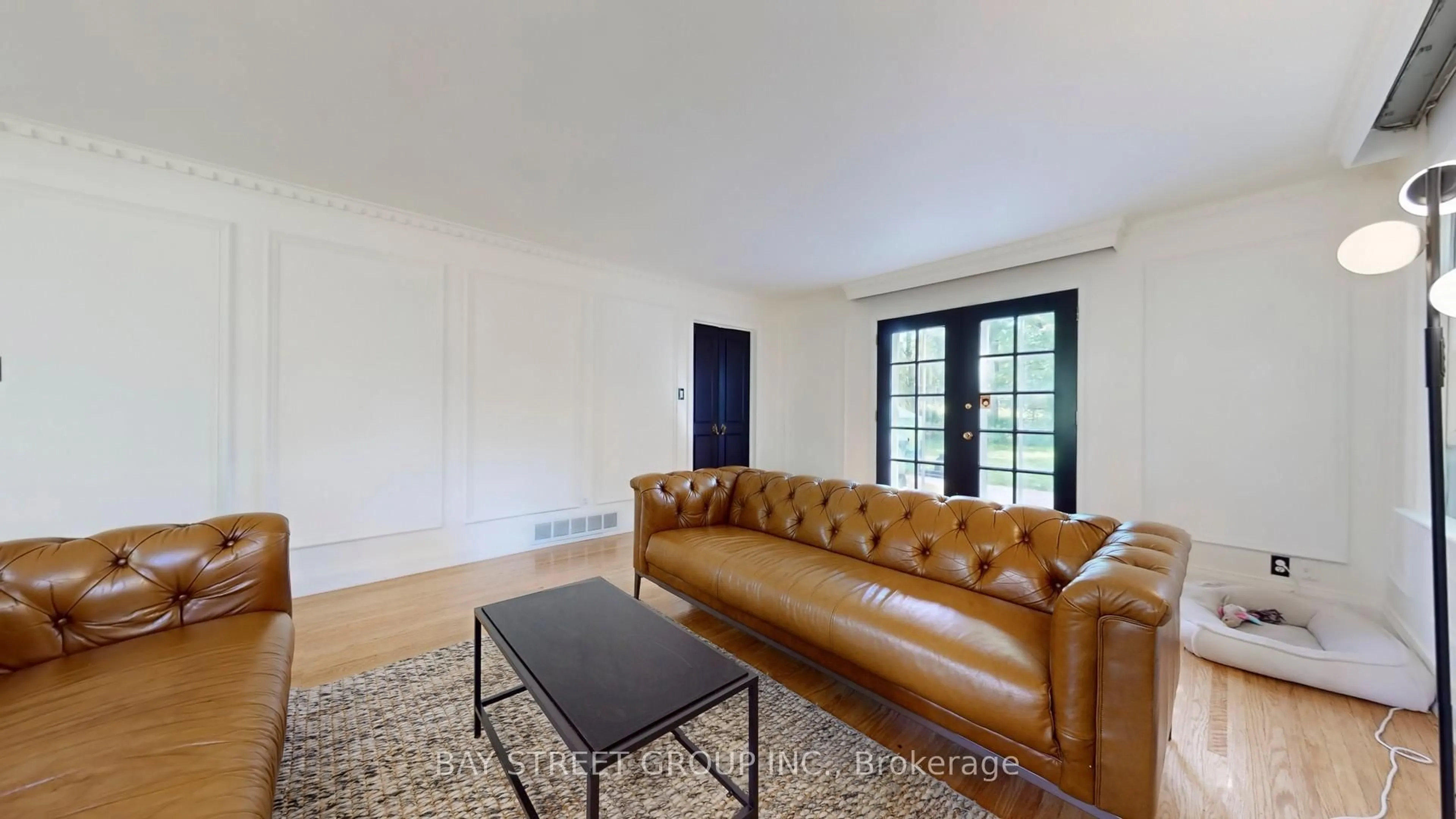 Living room with furniture, unknown for 178 Breezy Pines Dr, Mississauga Ontario L5B 1B4