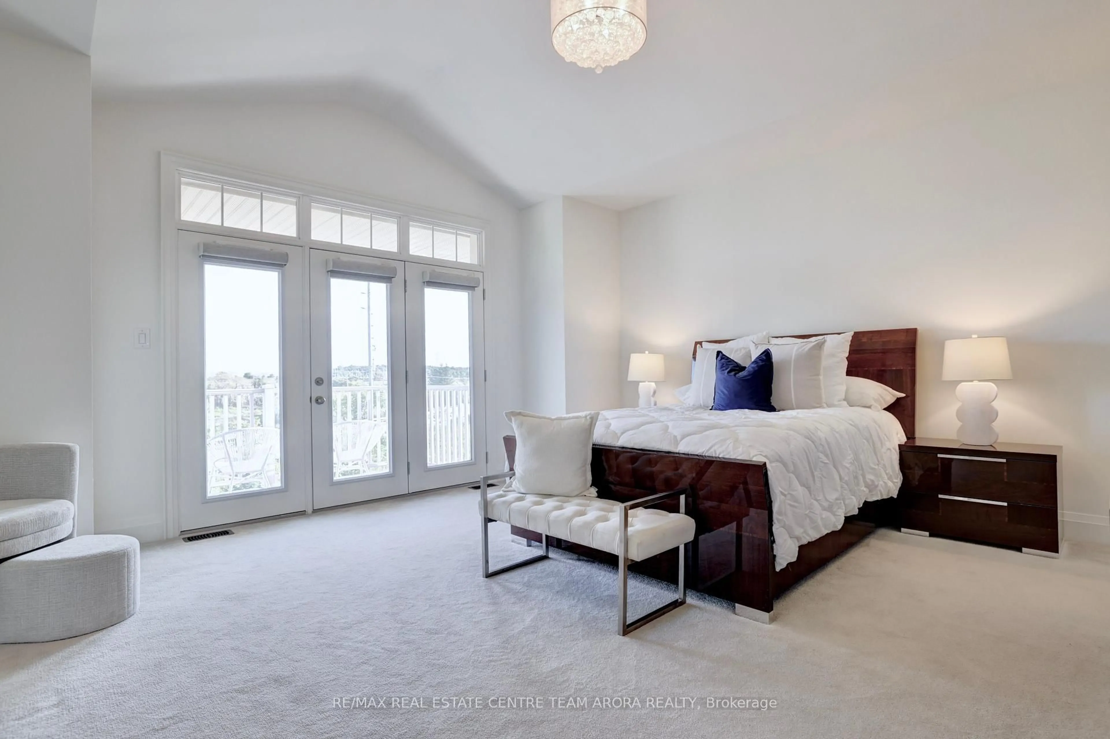 Unknown for 150 Coastline Dr, Brampton Ontario L6Y 0S2