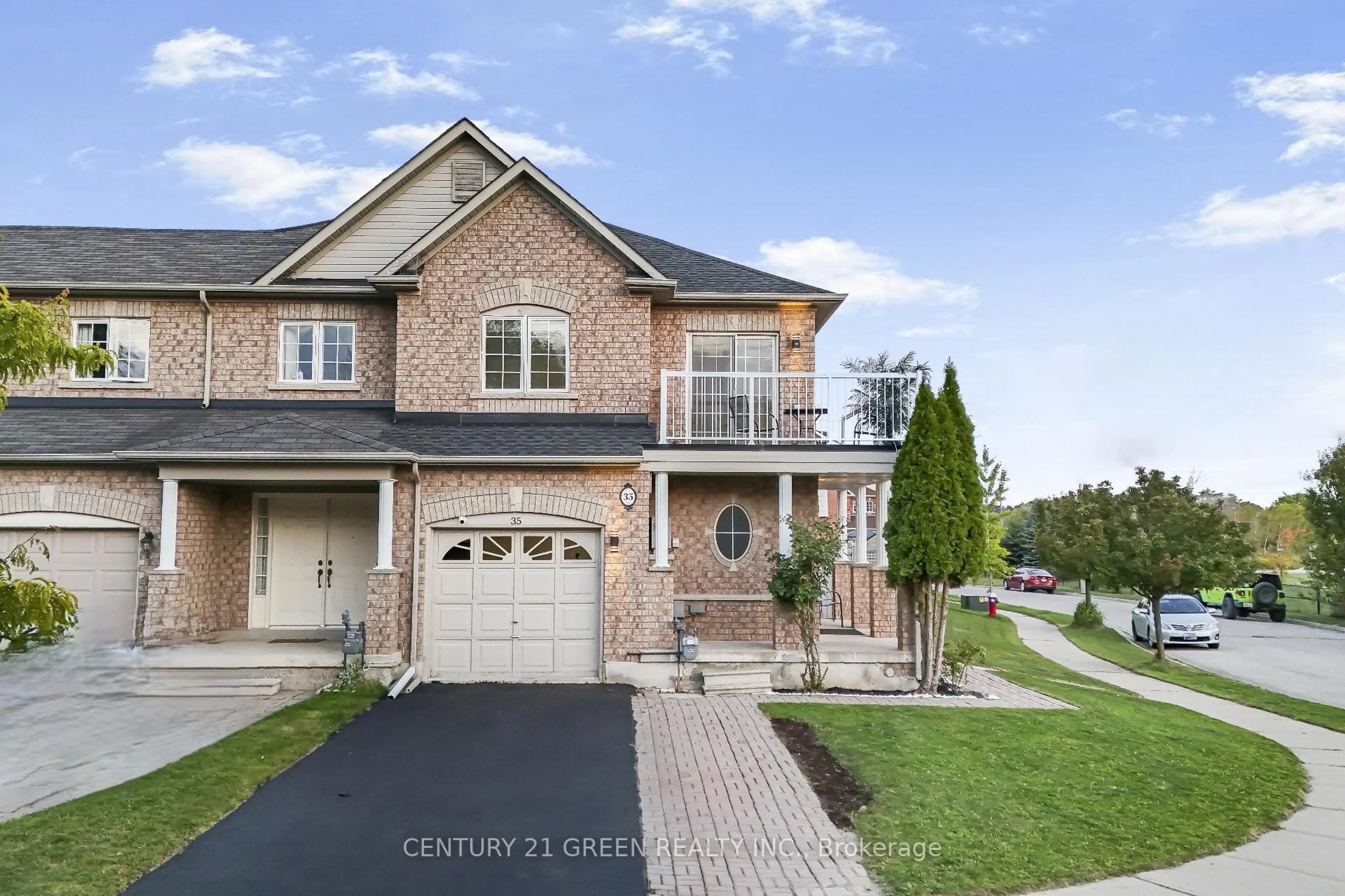 Home with brick exterior material, street for 35 Samantha Cres, Brampton Ontario L6Z 0A6