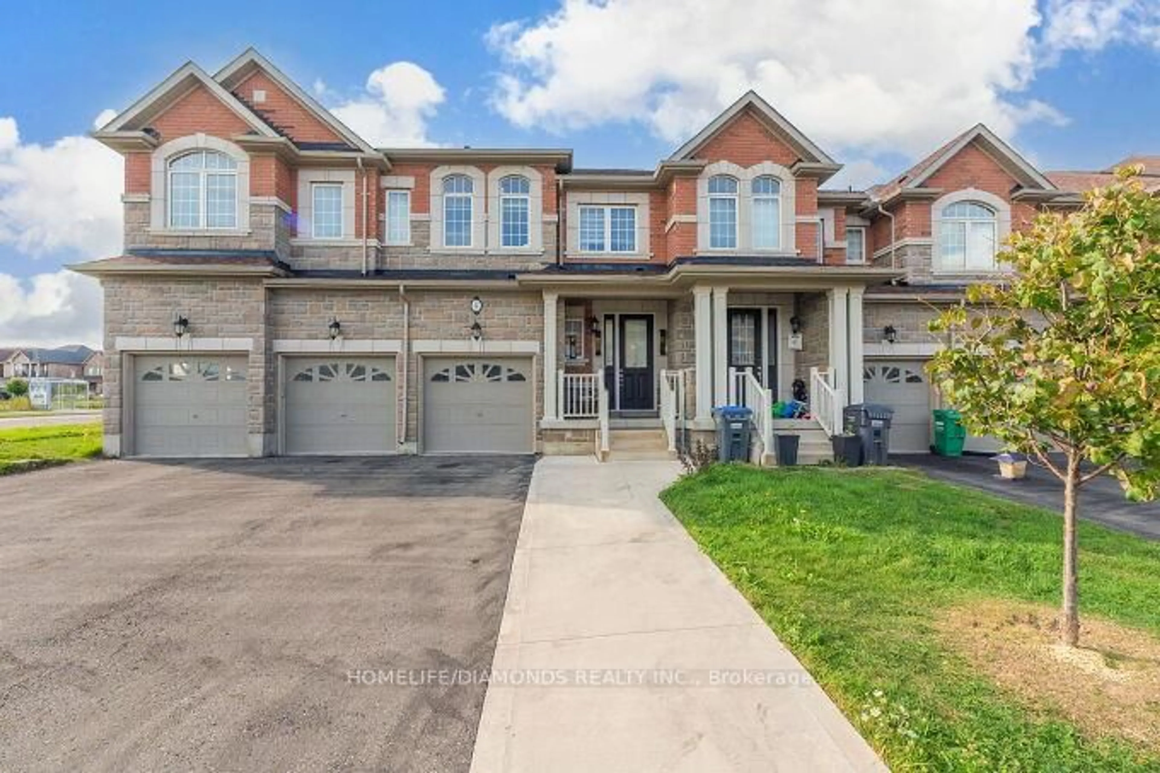 Home with brick exterior material, street for 4 FOLIAGE Dr, Brampton Ontario L7A 4M6