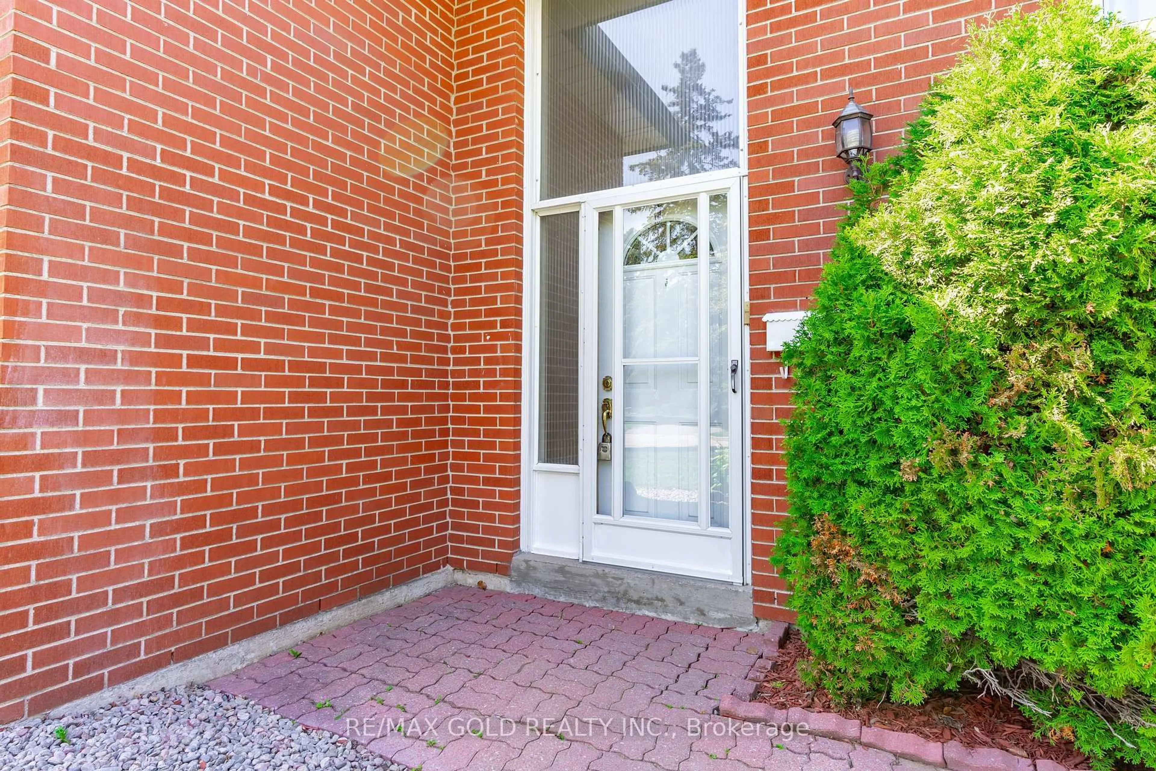 Home with brick exterior material, street for 20 Dunster Cres, Brampton Ontario L6T 3J7