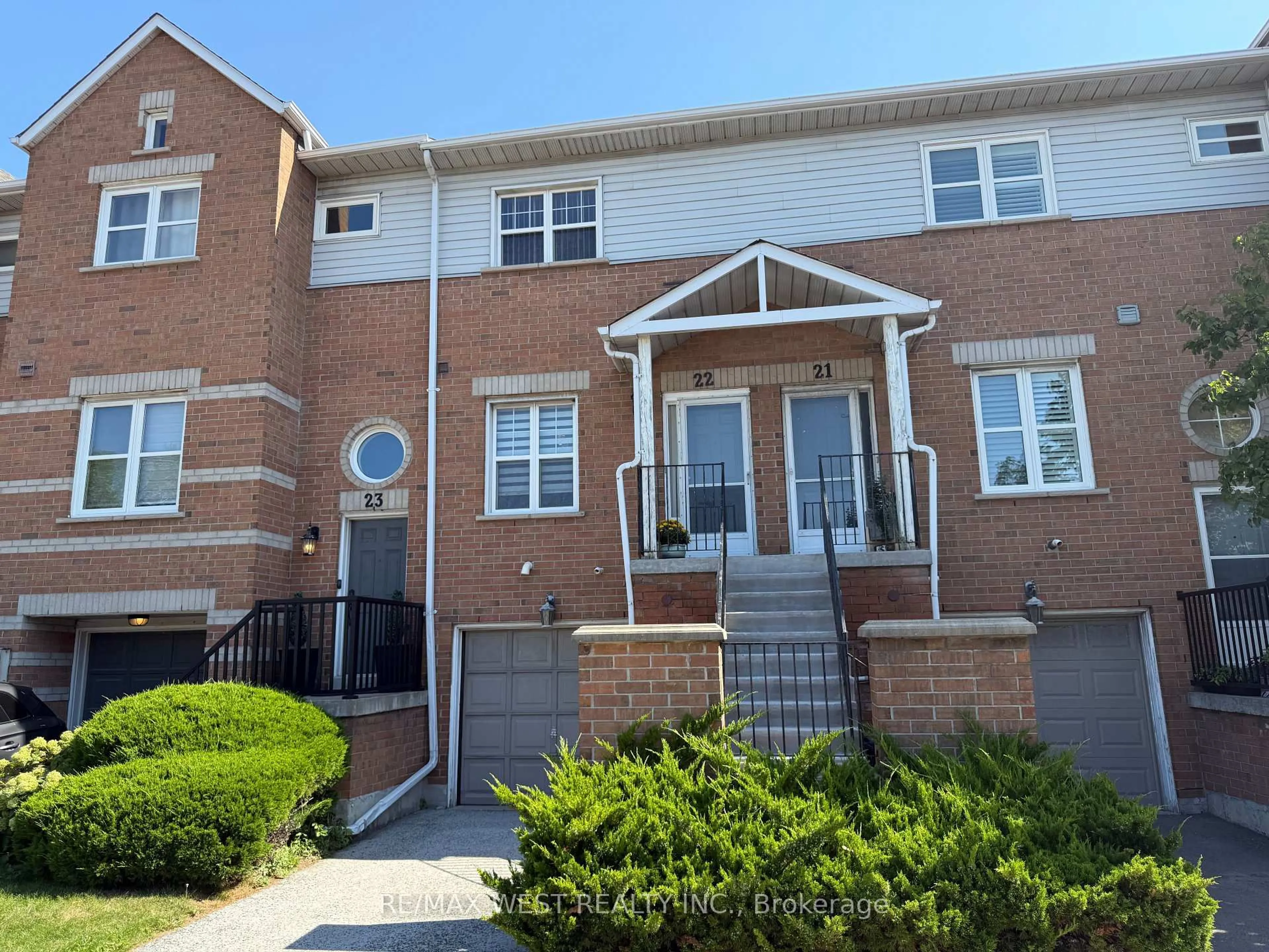 Home with brick exterior material, street for 630 Evans Ave #22, Toronto Ontario M8W 2W6