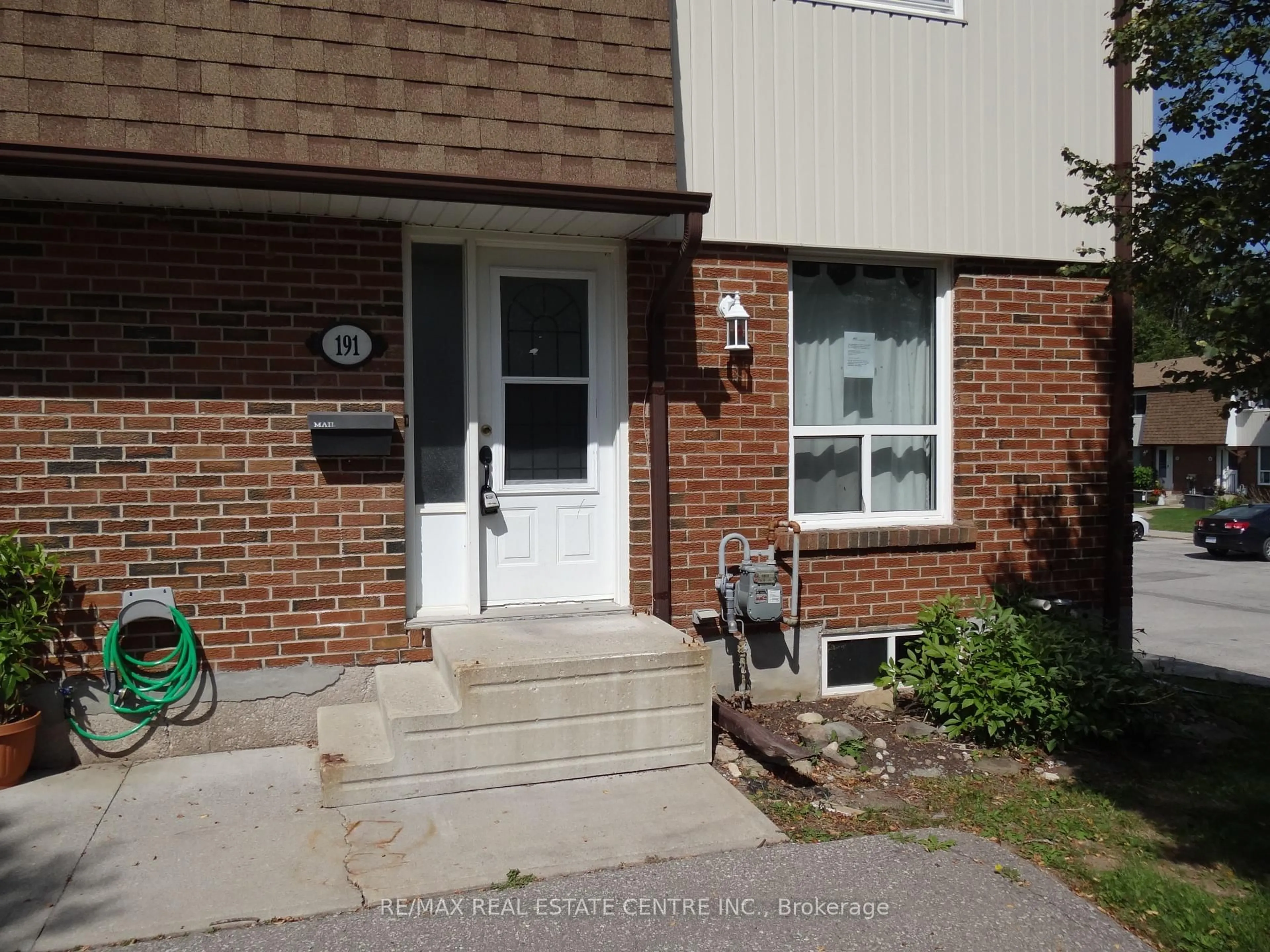 Unknown for 191 Kingham Rd, Halton Hills Ontario L7J 2P3