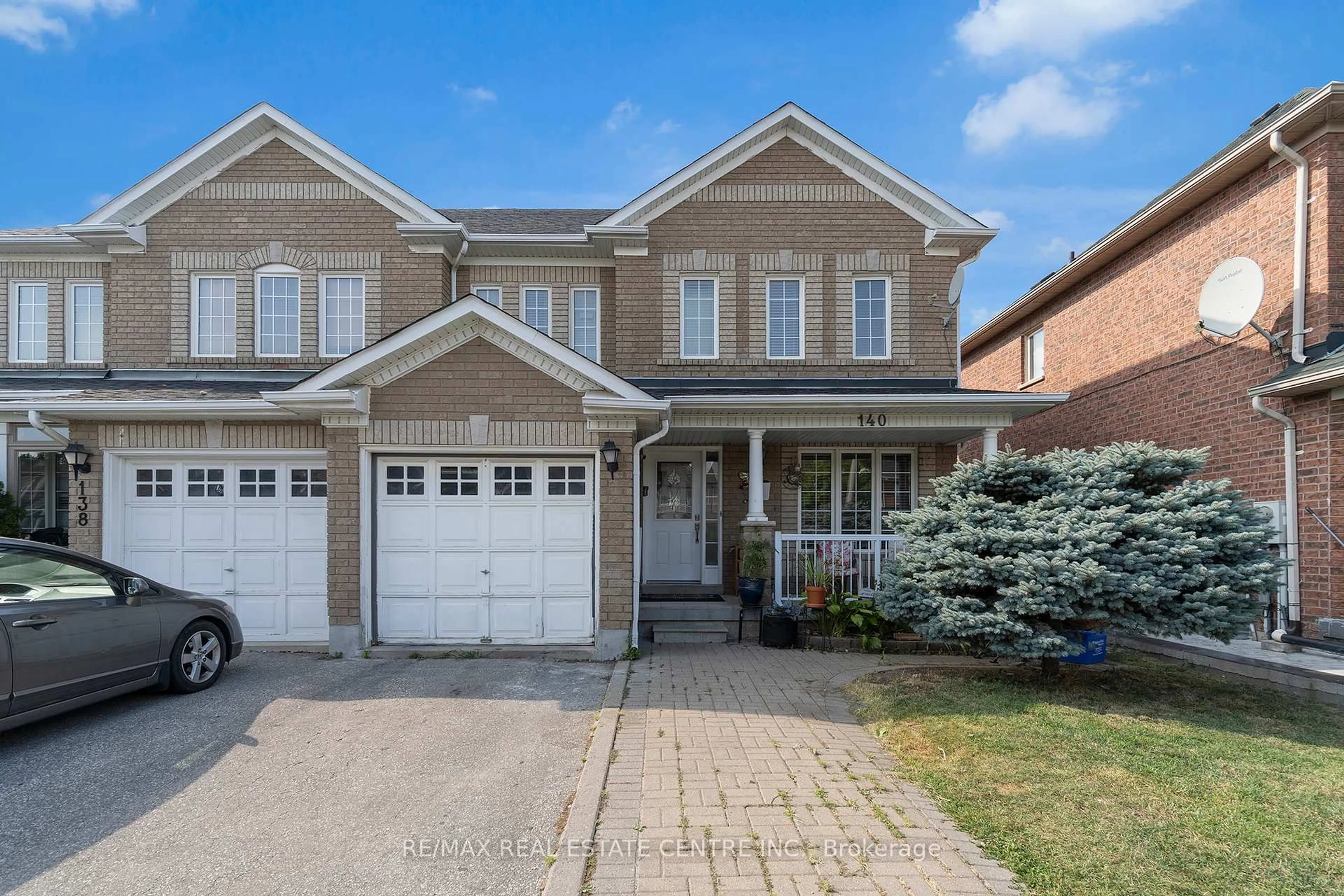 Home with brick exterior material, street for 140 Saintsbury Cres, Brampton Ontario L6R 2W4