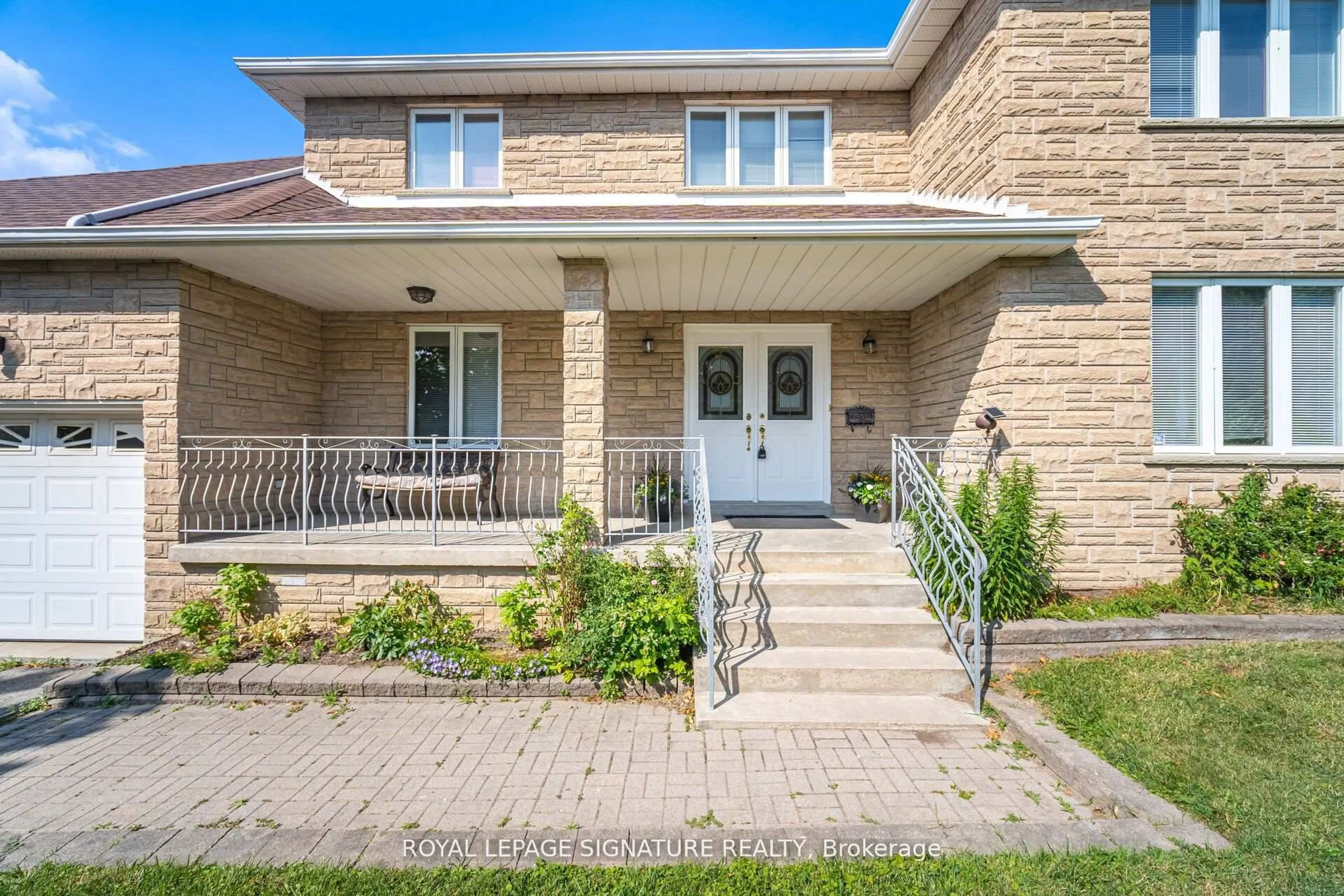 Home with brick exterior material, street for 4097 Hickory Dr, Mississauga Ontario L4W 1L1