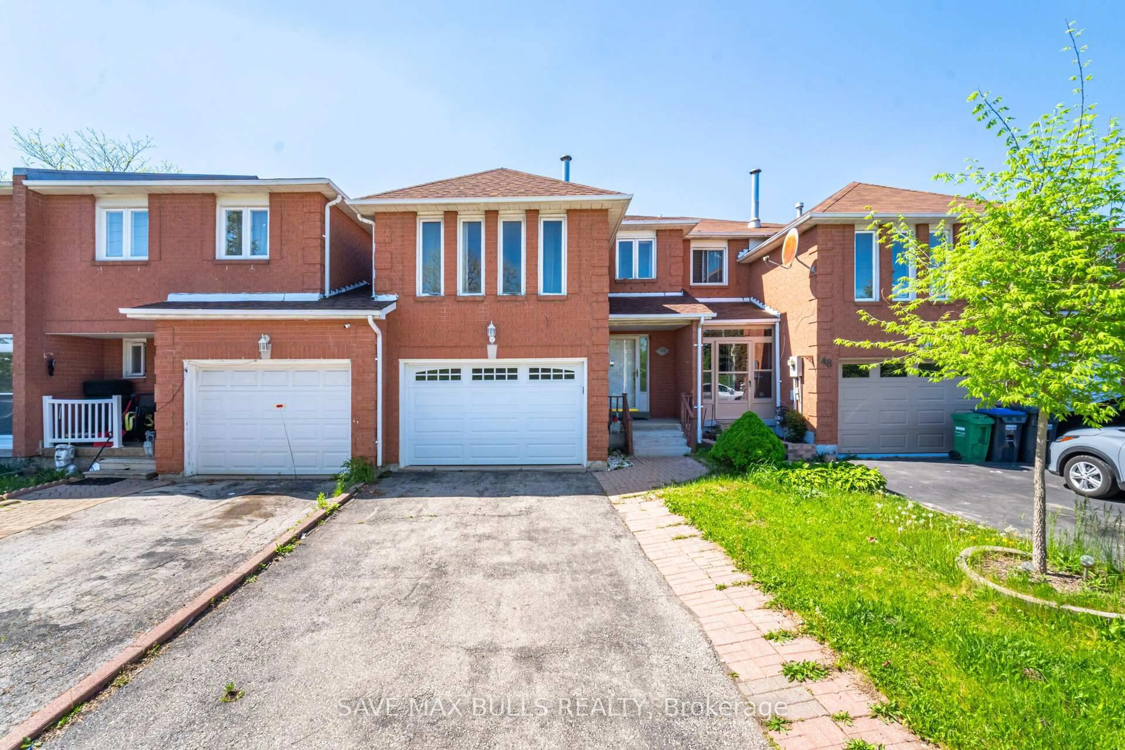Home with brick exterior material, street for 146 Toba Cres, Brampton Ontario L6Z 4R9