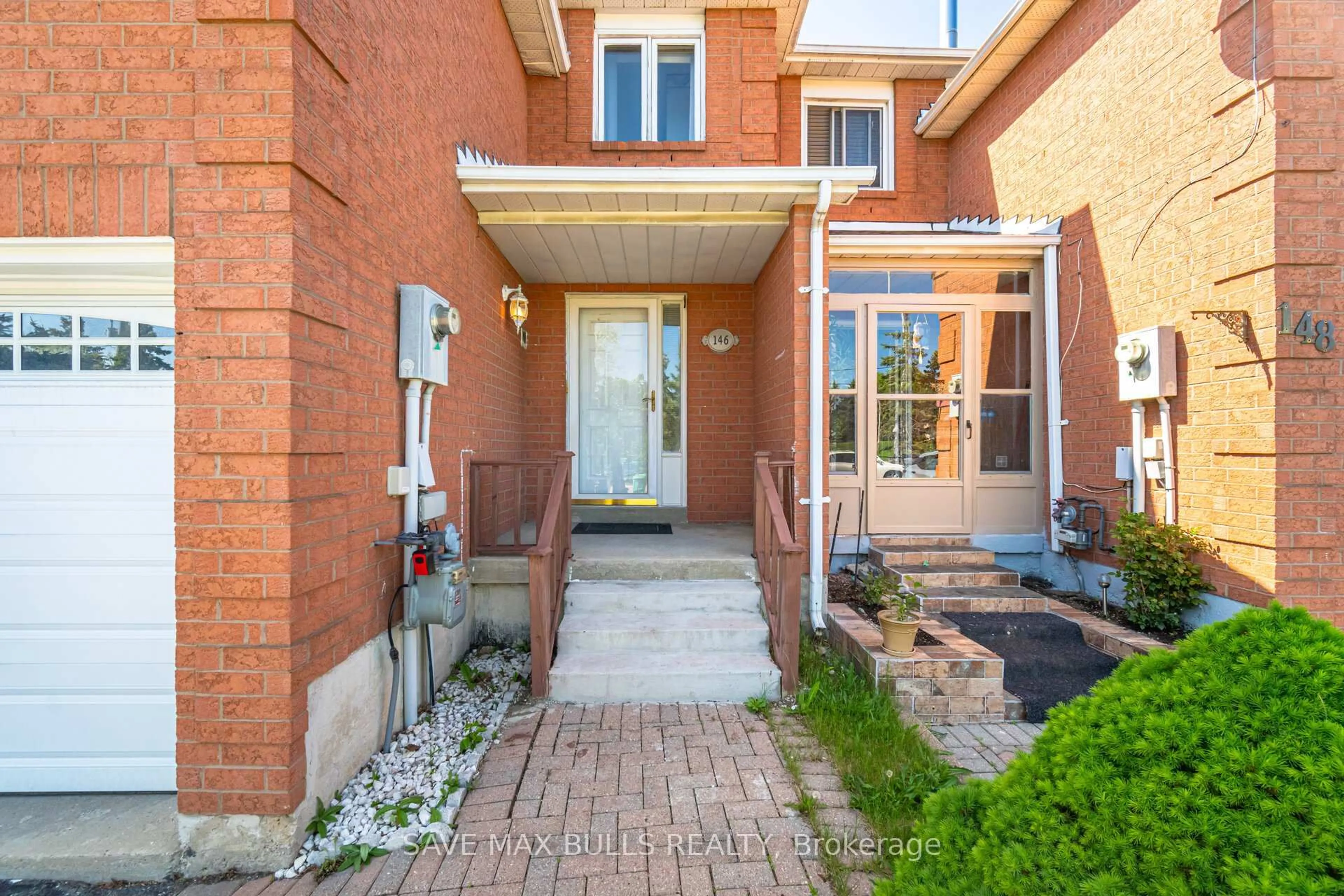 Home with brick exterior material, street for 146 Toba Cres, Brampton Ontario L6Z 4R9