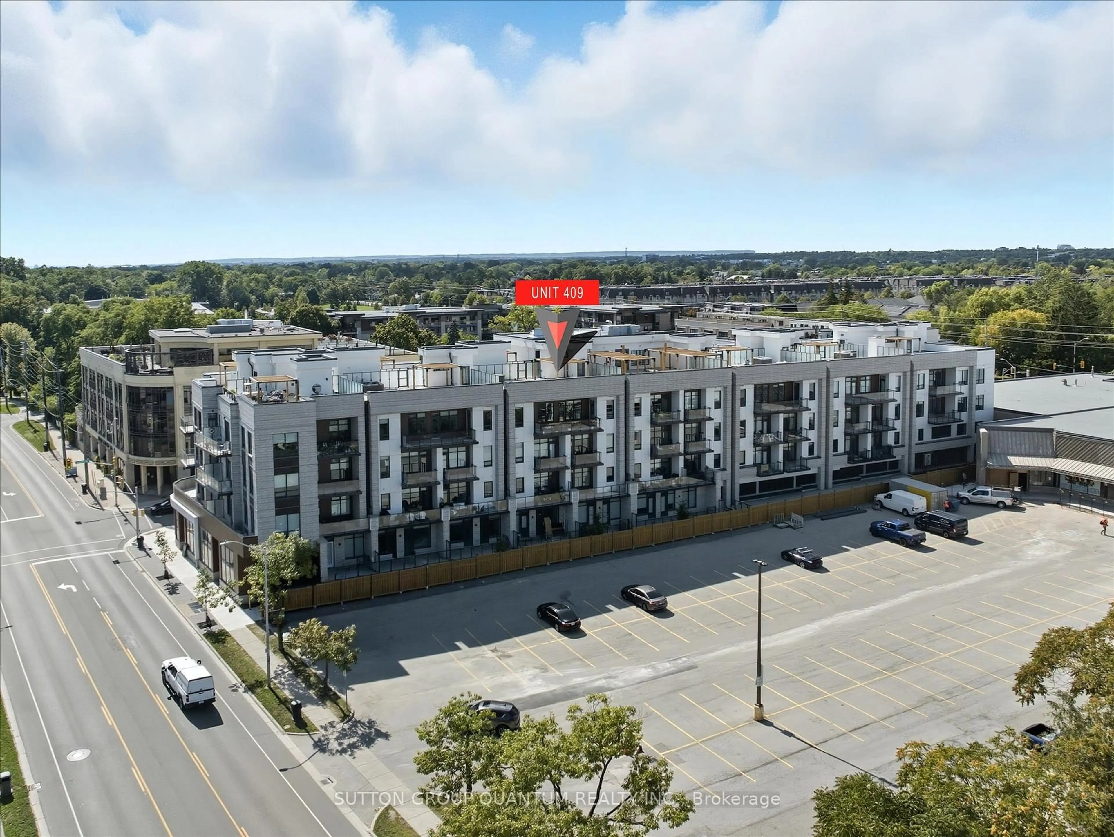 A pic from outside/outdoor area/front of a property/back of a property/a pic from drone, unknown for 123 Maurice Dr #409, Oakville Ontario L6K 2W6