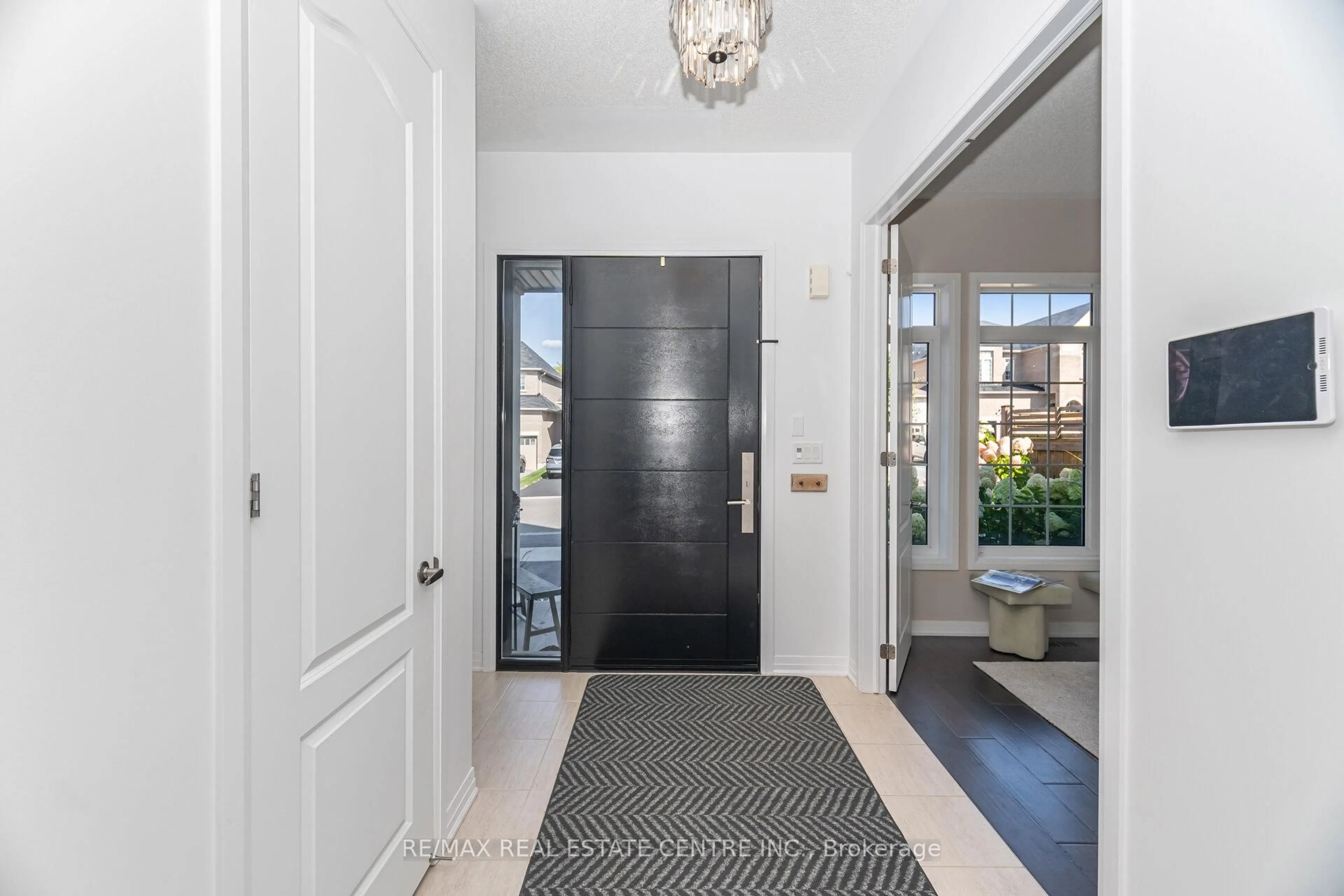 Indoor entryway for 61 Drew Brown Blvd, Orangeville Ontario L9W 6Z4