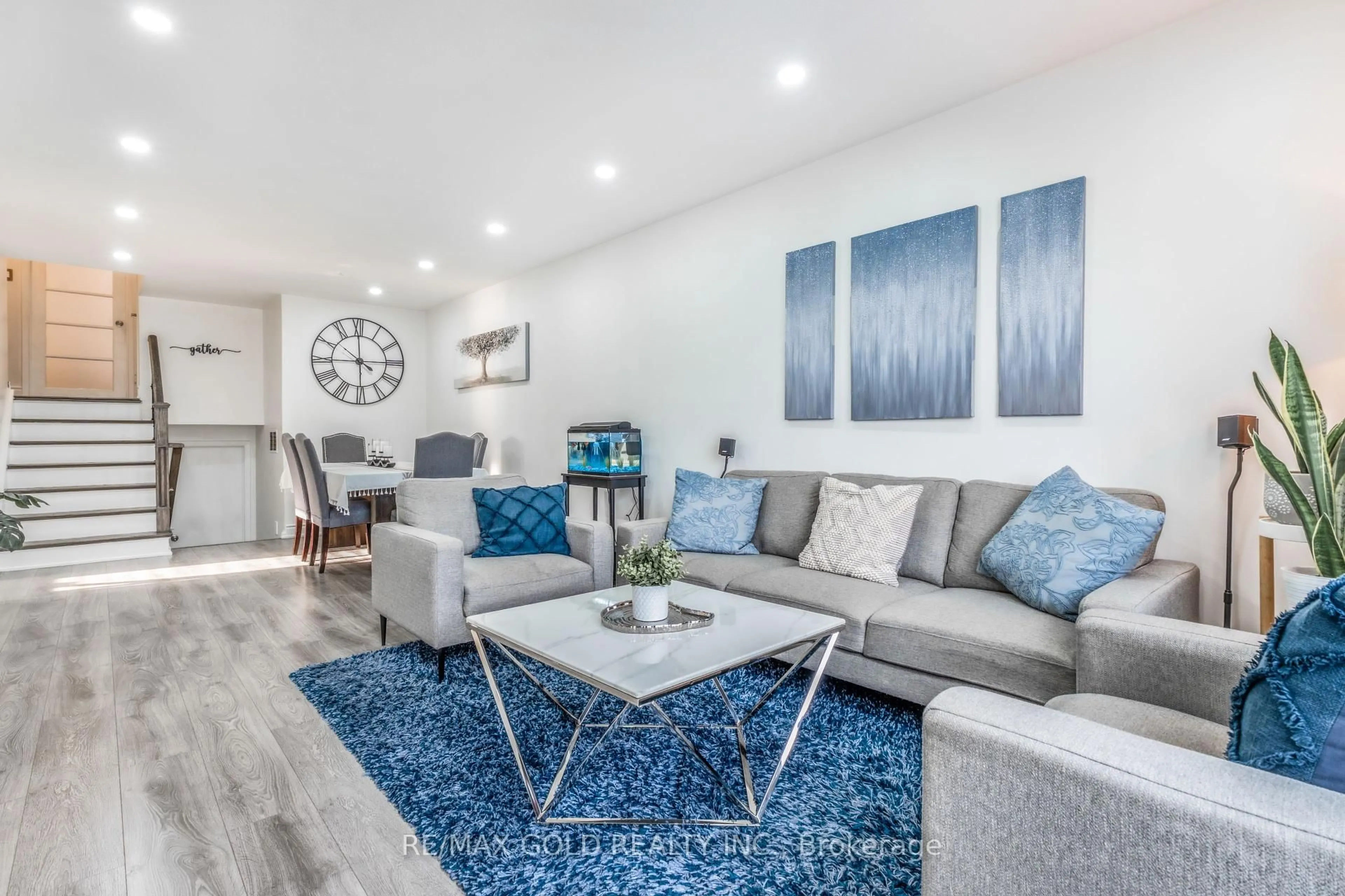 Living room with furniture, unknown for 36 Garfield Cres, Brampton Ontario L6V 1V8