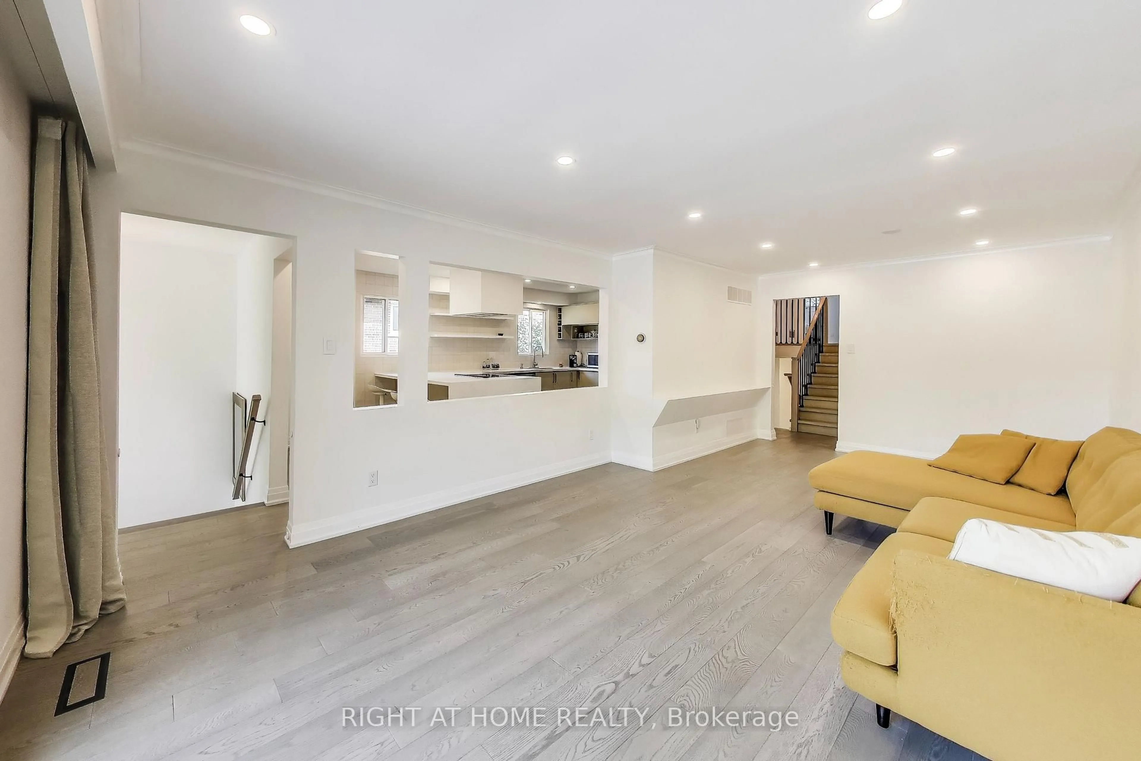 Open concept kitchen, unknown for 494 Meadows Blvd, Mississauga Ontario L4Z 1G6