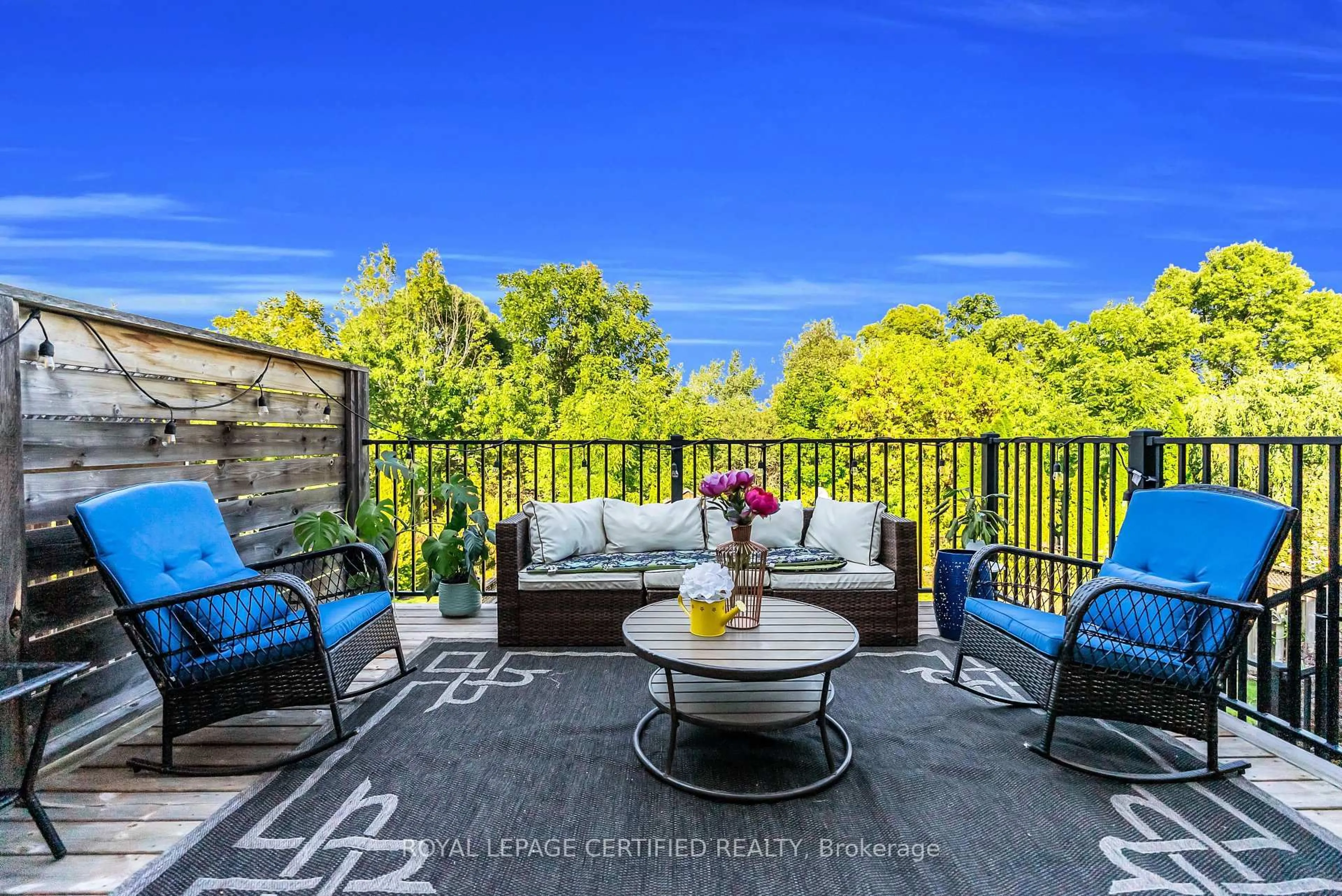 Patio, water/lake/river/ocean view for 4093 Medland Dr, Burlington Ontario L7M 4Z6