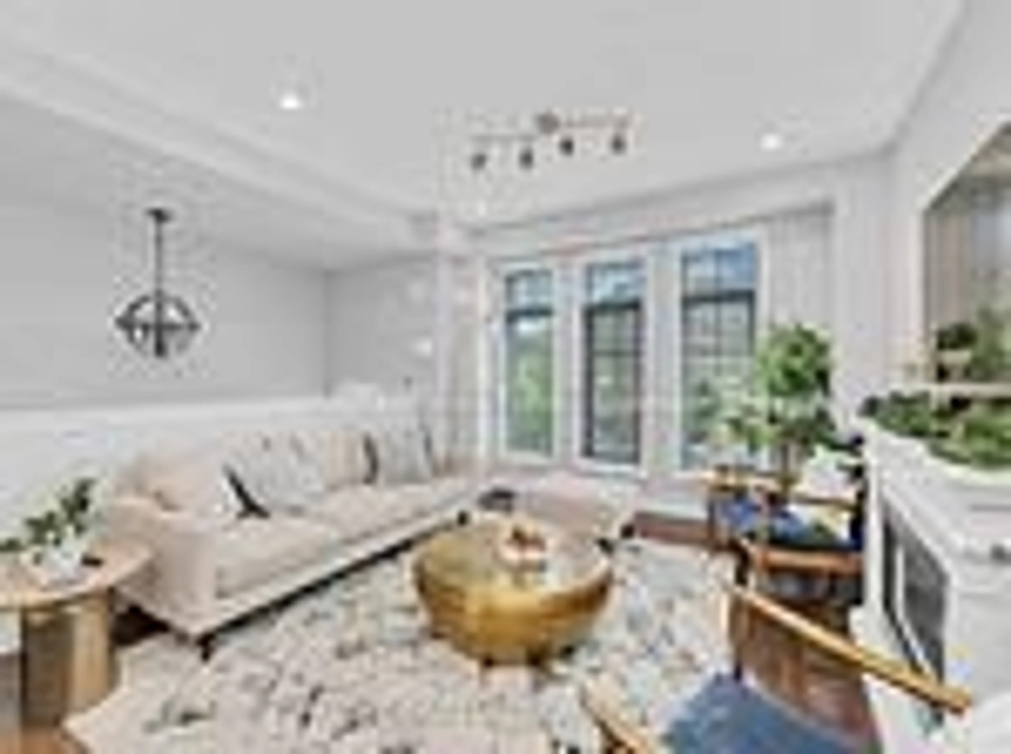 Living room with furniture, unknown for 5972 Turney Dr #5, Mississauga Ontario L5M 0S5