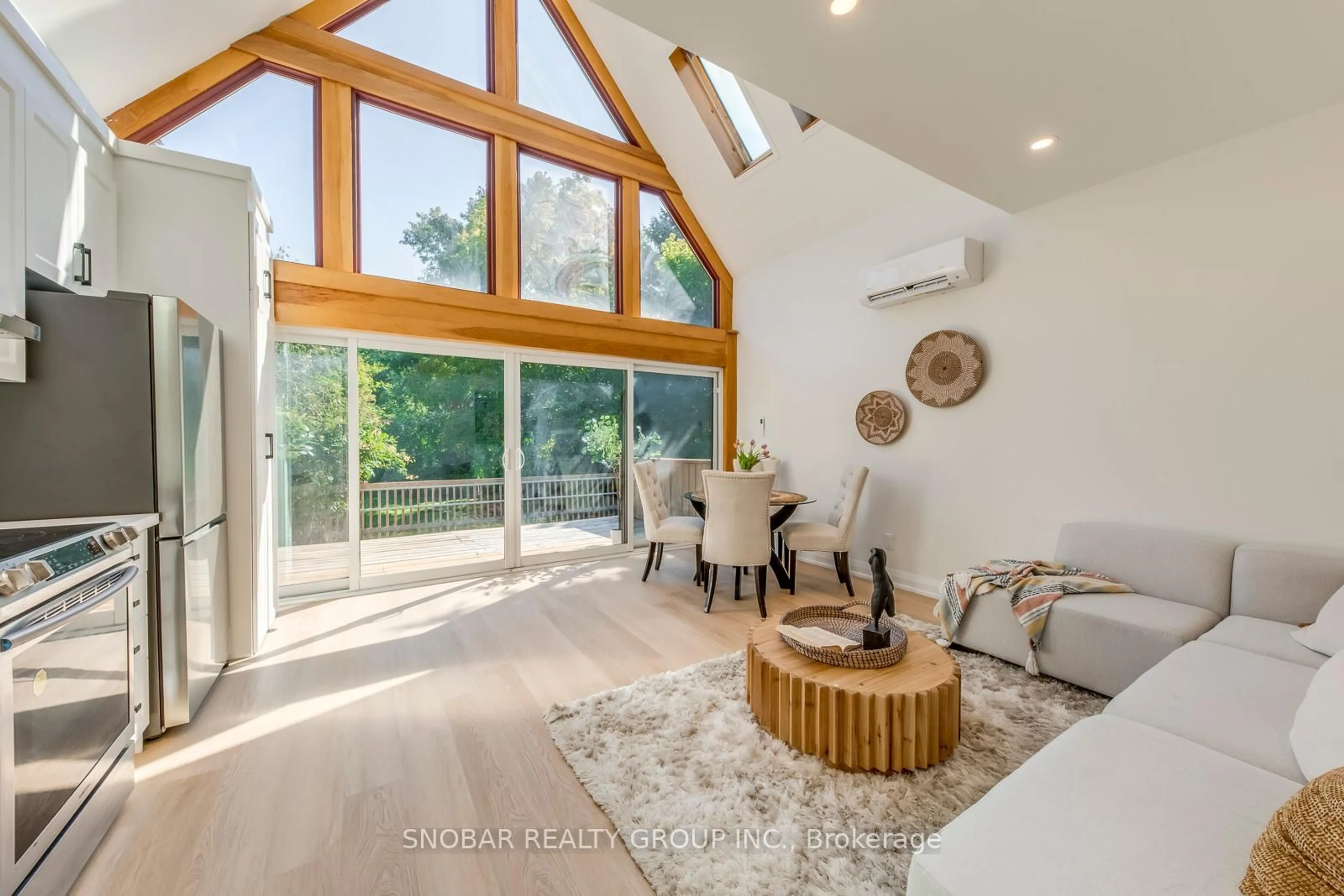 Unknown for 9 Berry Creek Dr, Toronto Ontario M9W 4A1