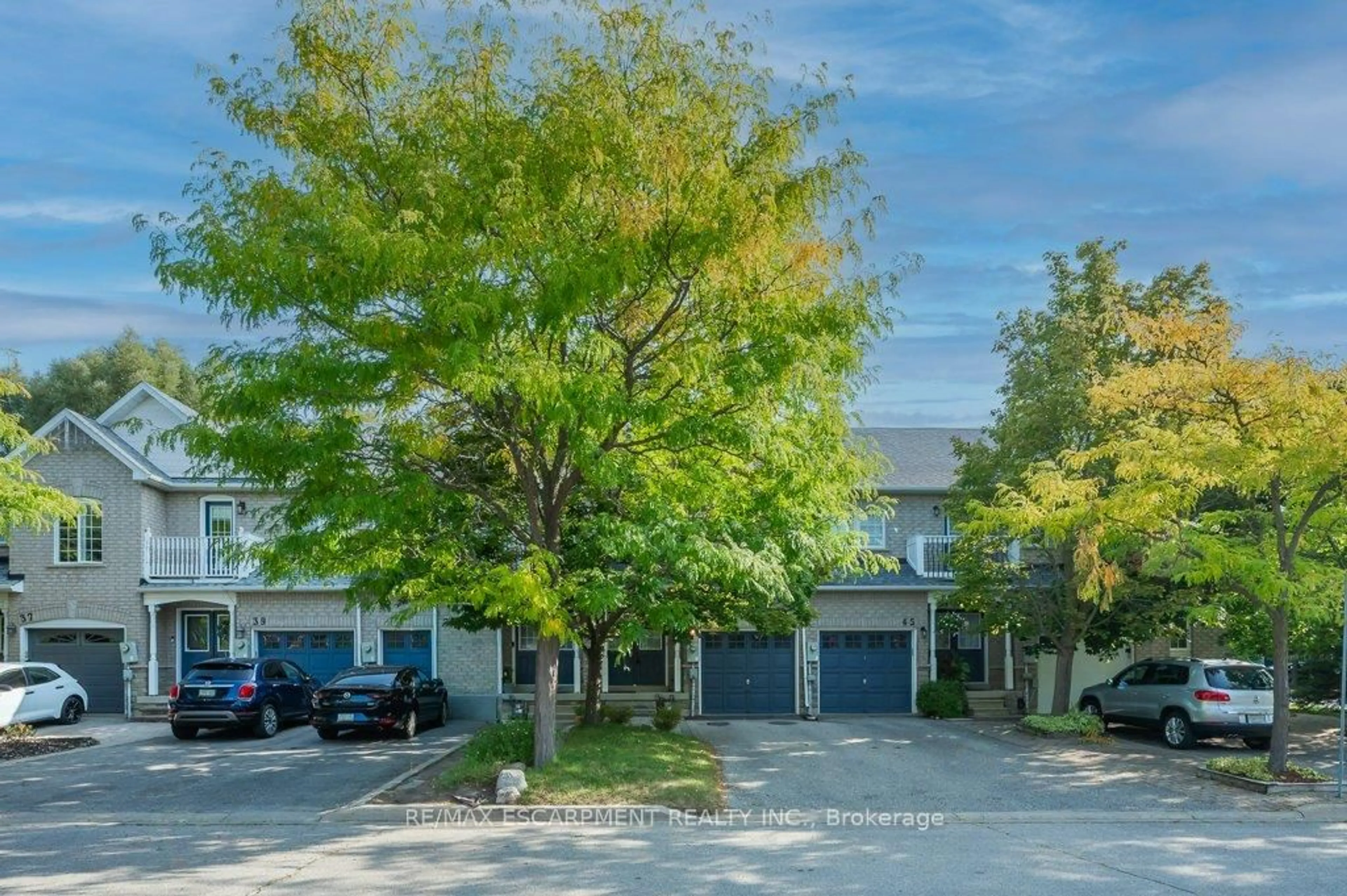 Unknown for 43 Dominion Gardens Dr, Halton Hills Ontario L7G 6B2