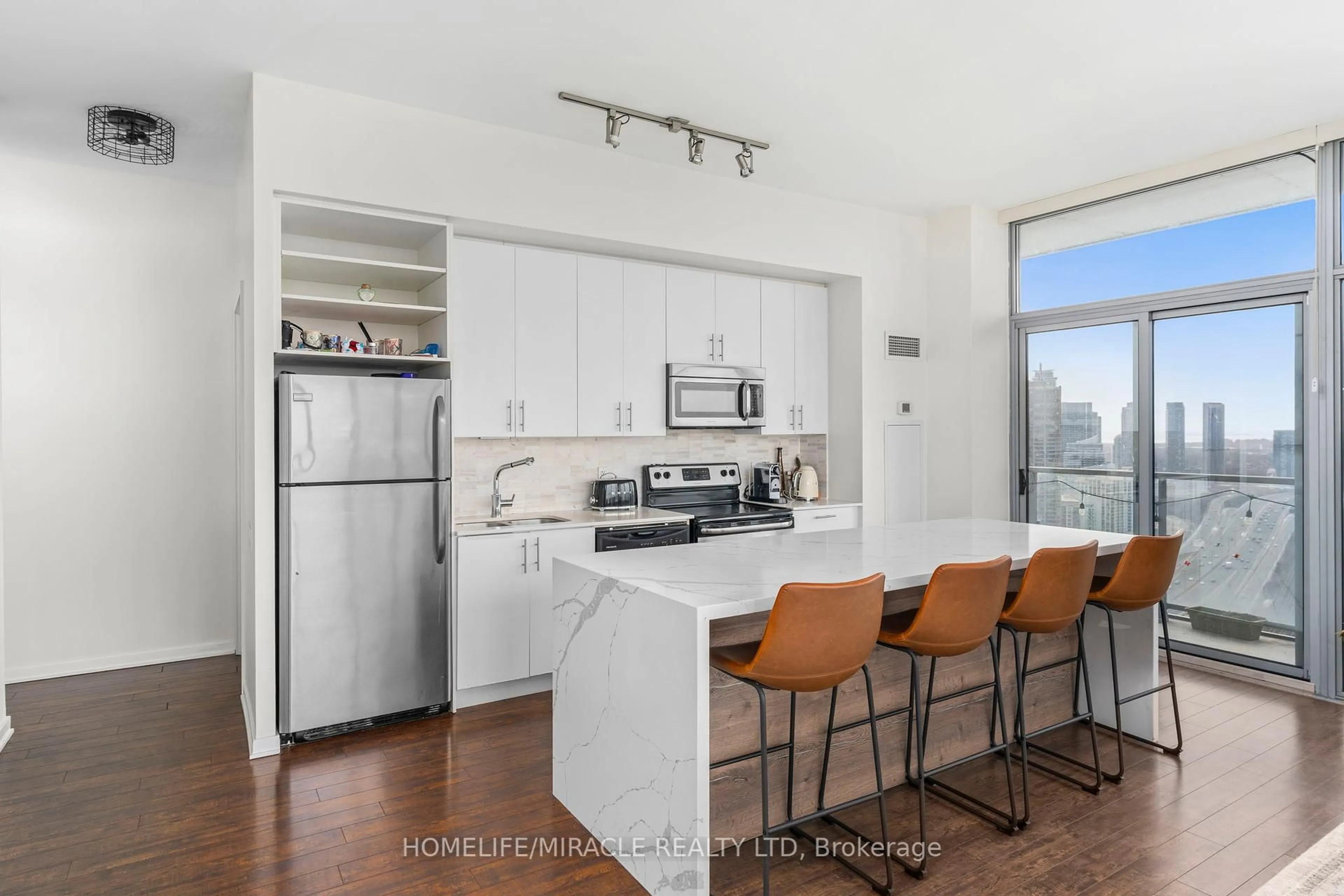 Unknown for 105 The Queensway Ave #3410, Toronto Ontario M6S 5B5