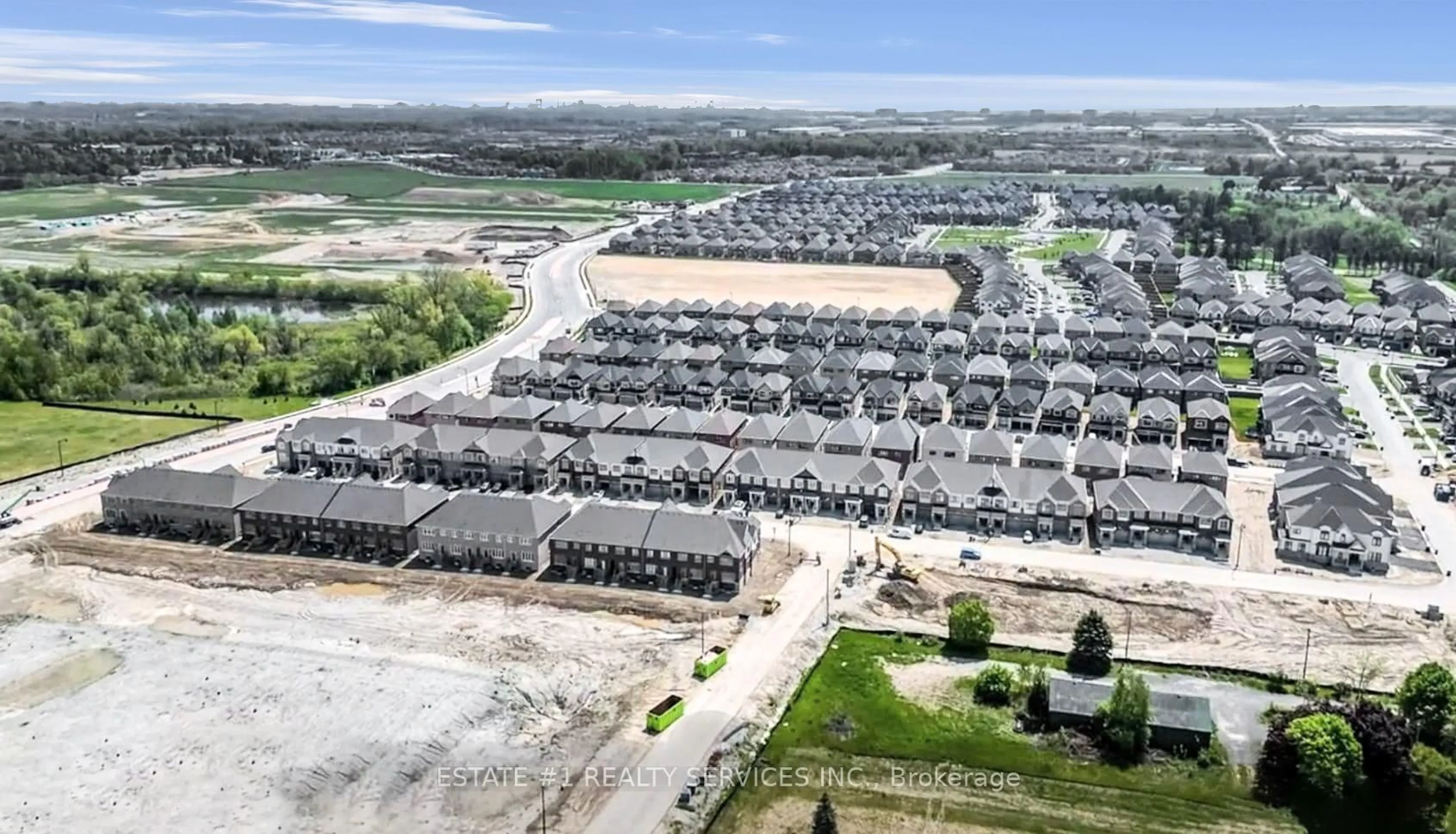 A pic from outside/outdoor area/front of a property/back of a property/a pic from drone, street for 29 Bermondsey Way, Brampton Ontario L6Y 0E4