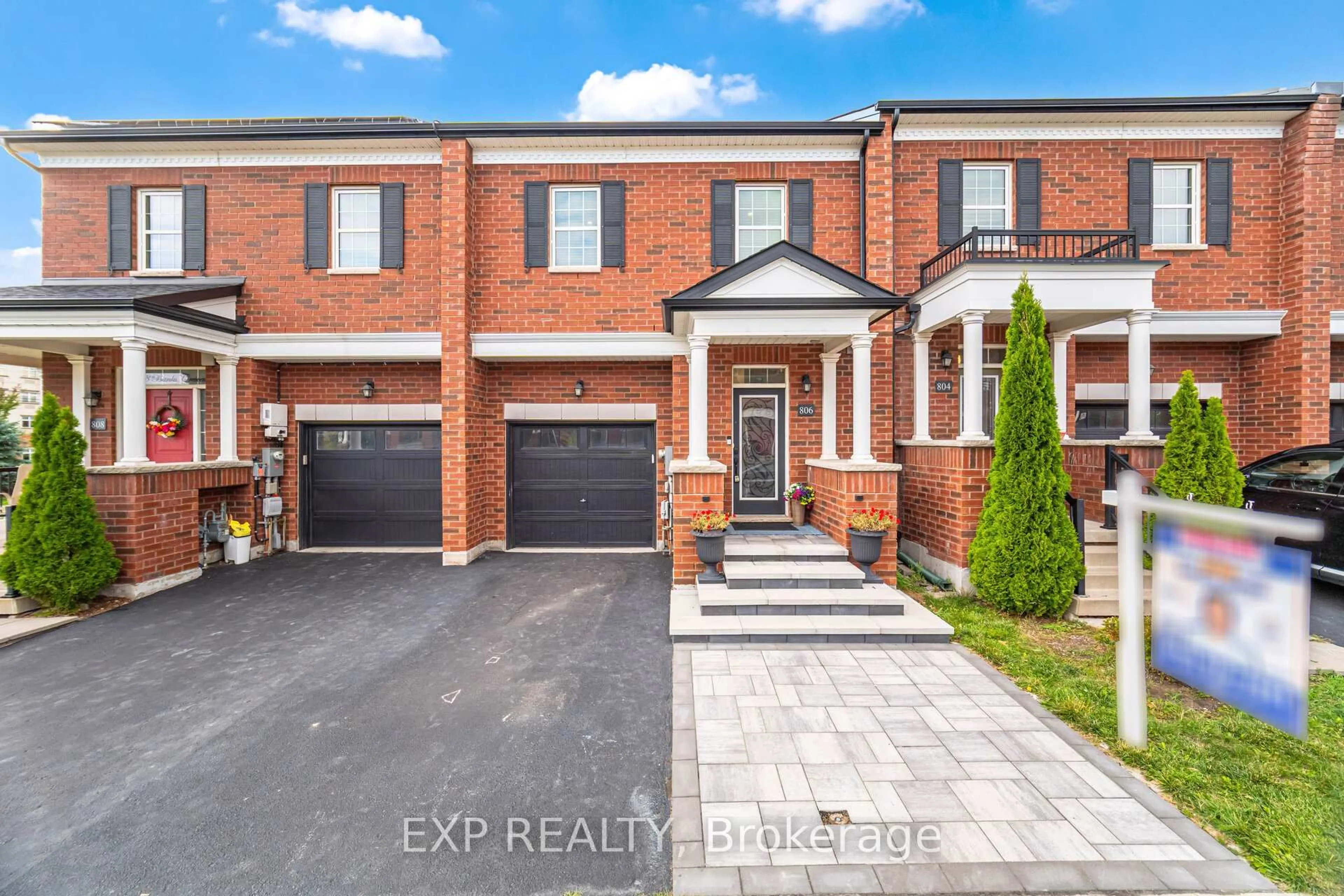 Home with brick exterior material, street for 806 BANKS Cres, Milton Ontario L9T 7K5