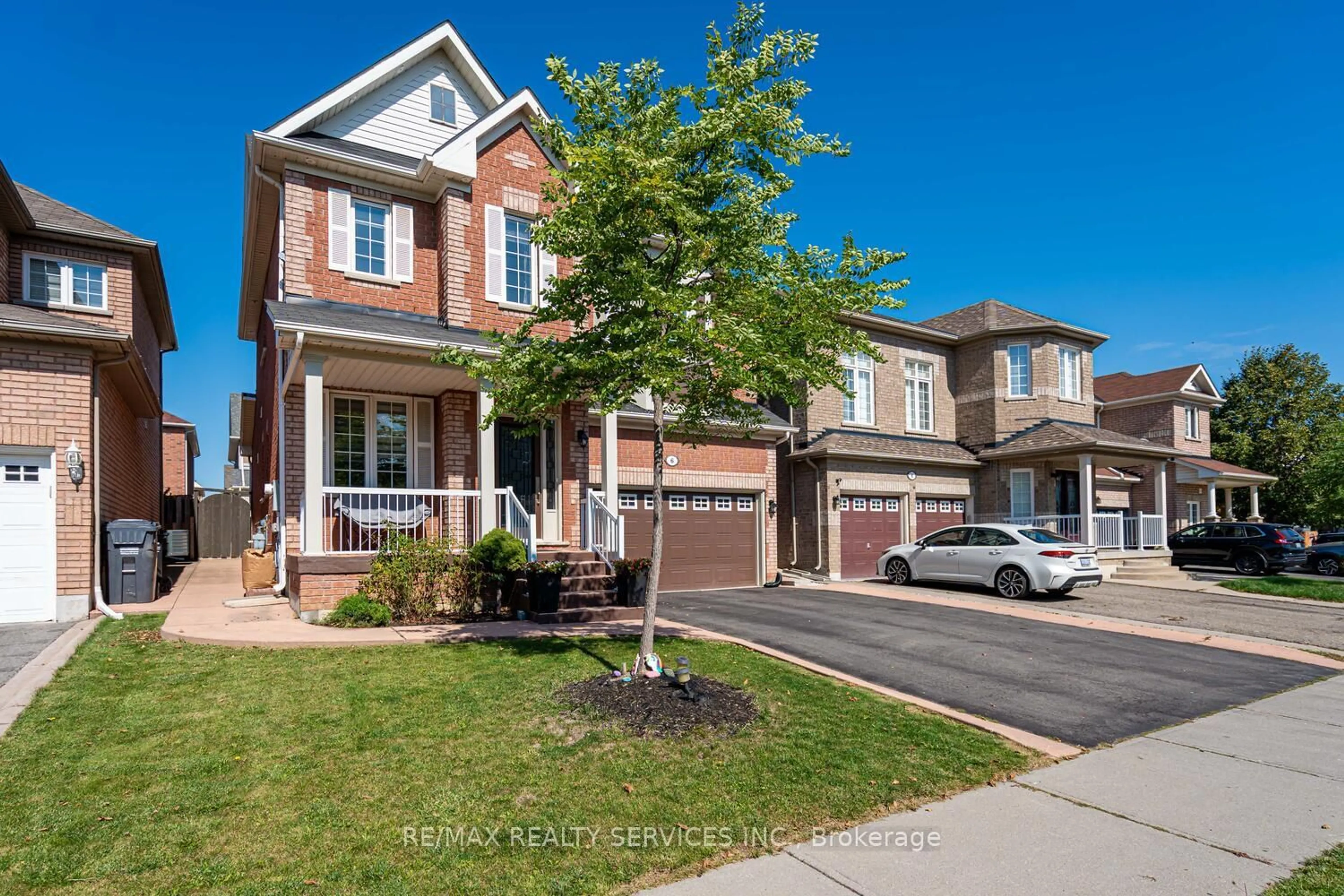 Home with brick exterior material, street for 6 Foxhollow Rd, Brampton Ontario L7A 1M3