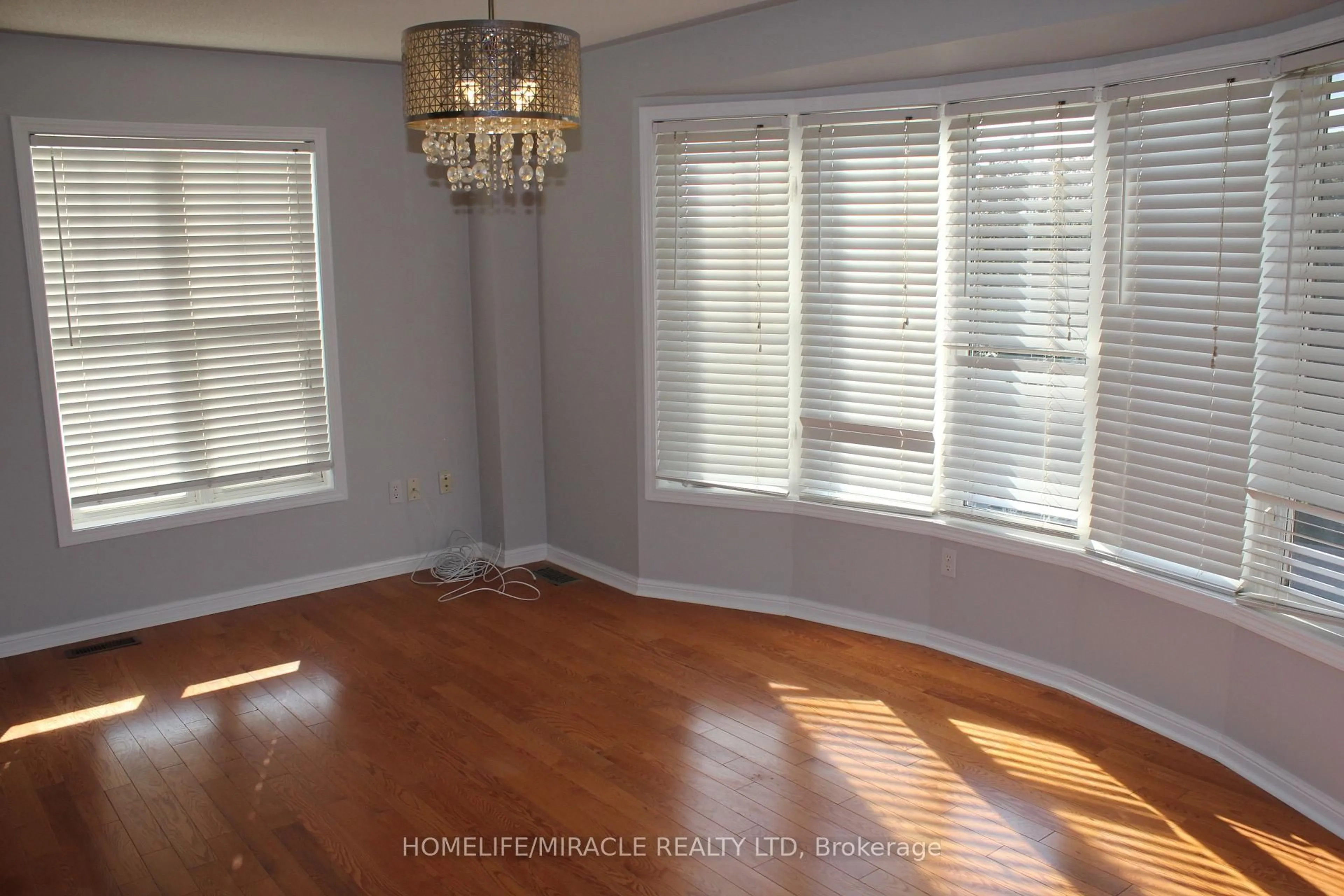 A pic of a room for 5980 Whitehorn Ave #38, Mississauga Ontario L5A 5X2