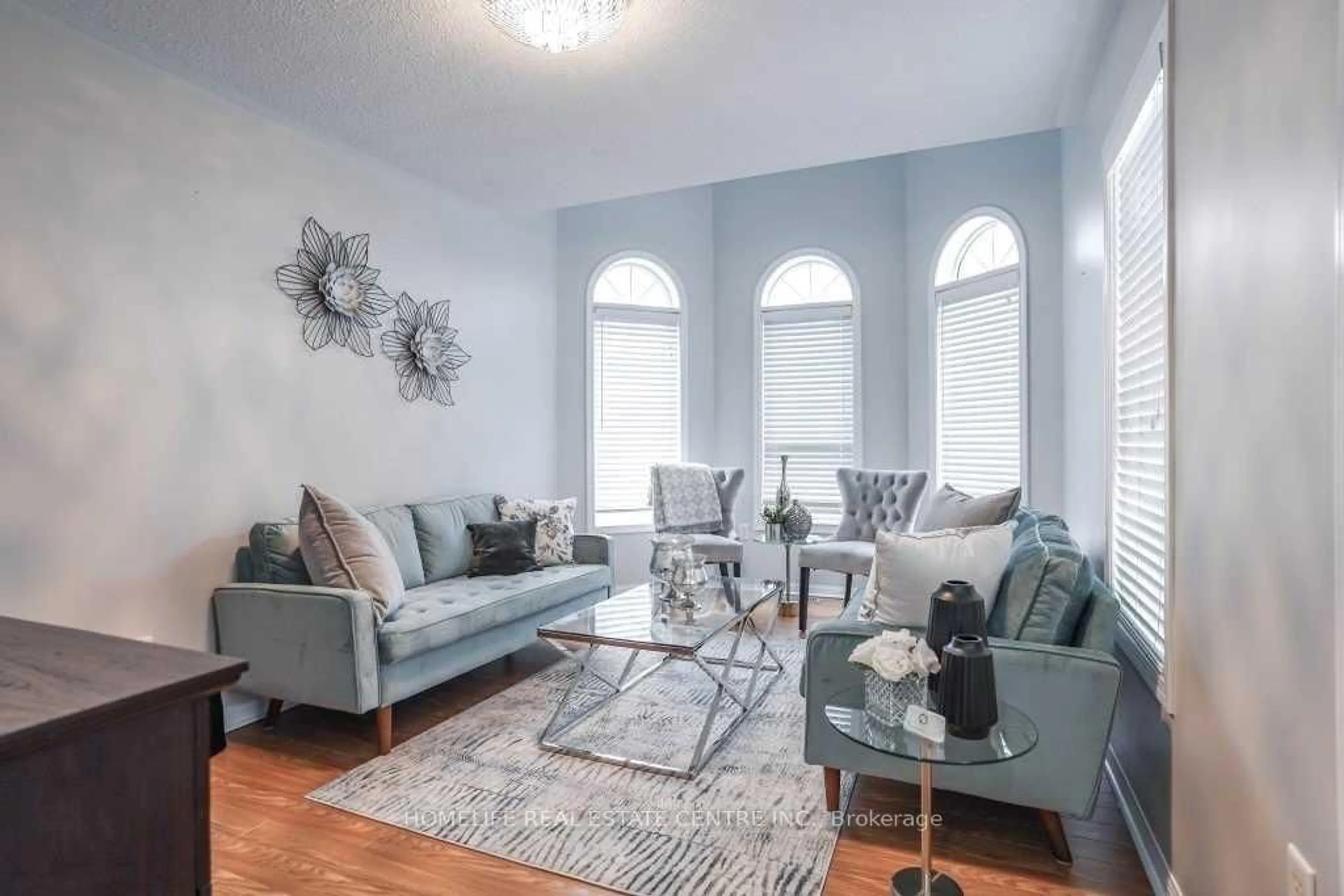 Living room with furniture, unknown for 2 Chudleigh Ave, Brampton Ontario L6X 0N1