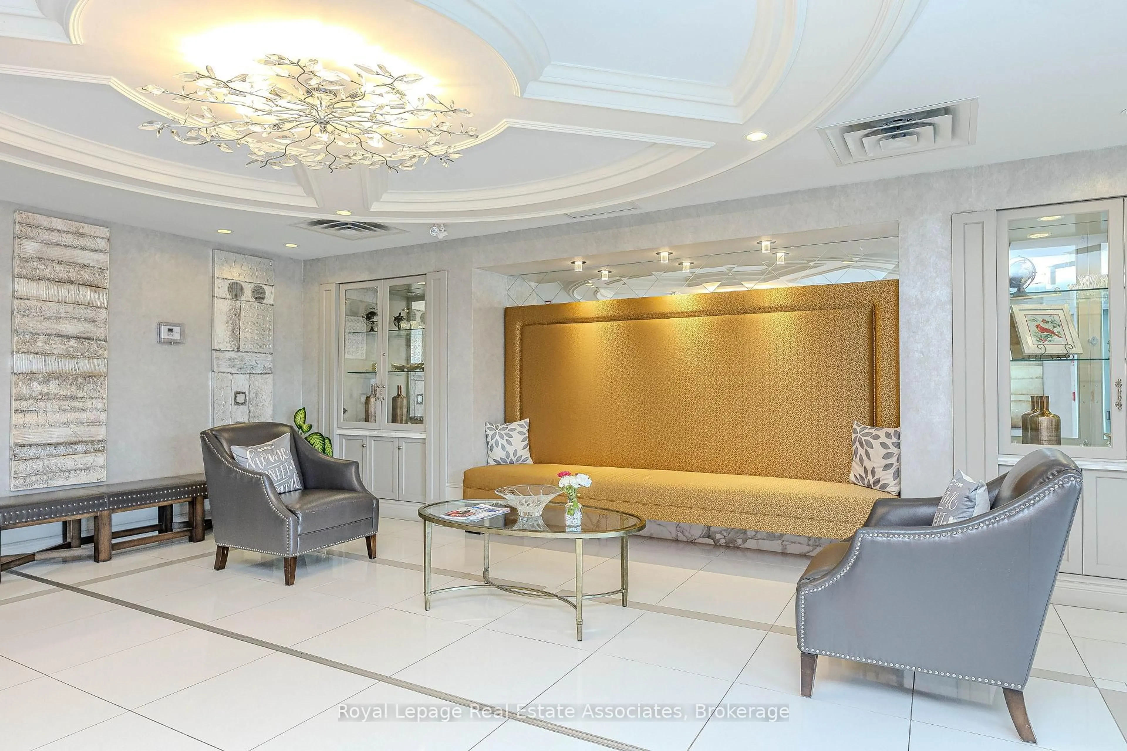 Lobby for 60 Via Rosedale Way #202, Brampton Ontario L6R 3X6