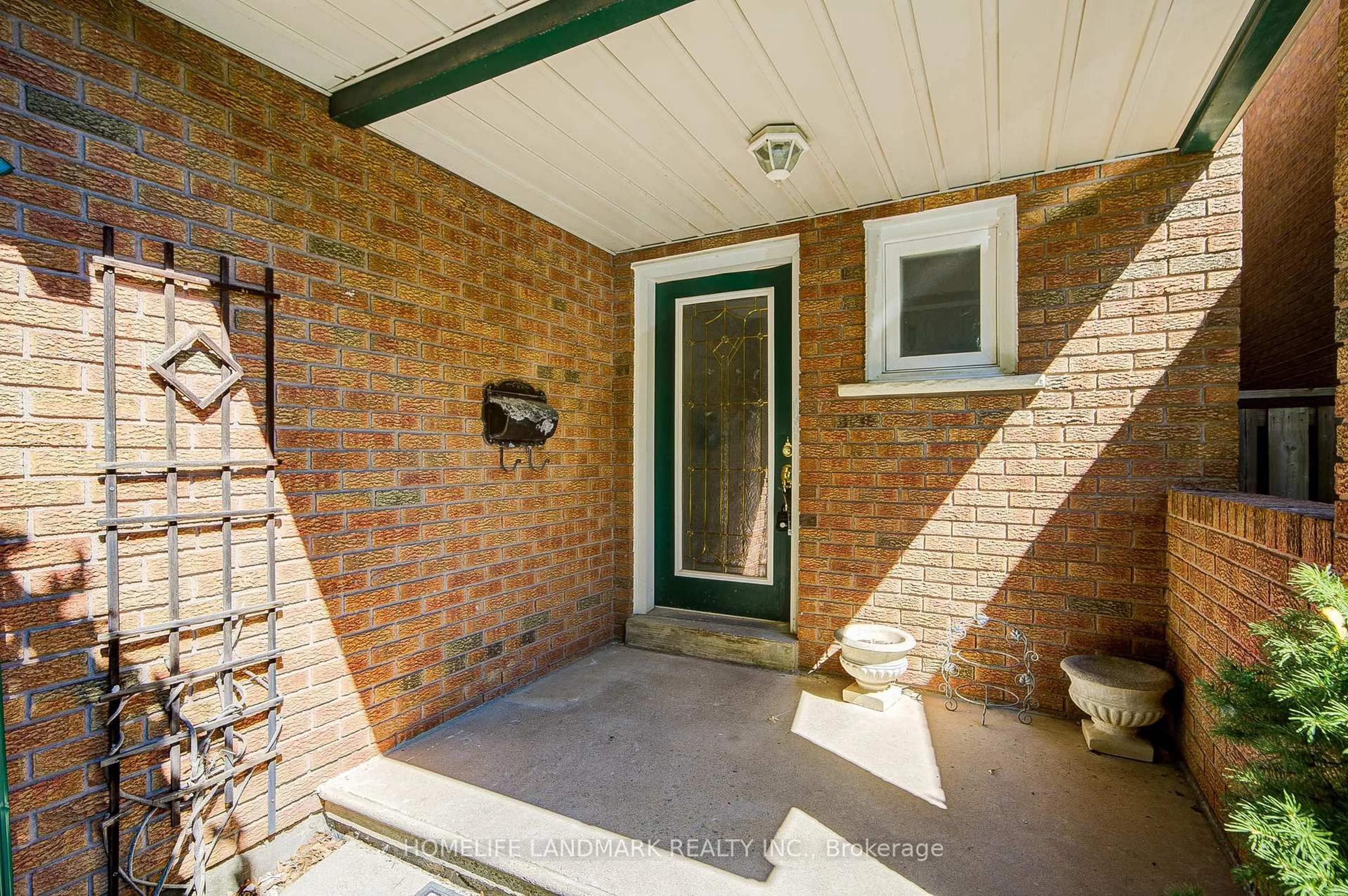 Unknown for 319 Hillside Dr, Mississauga Ontario L5M 2N3
