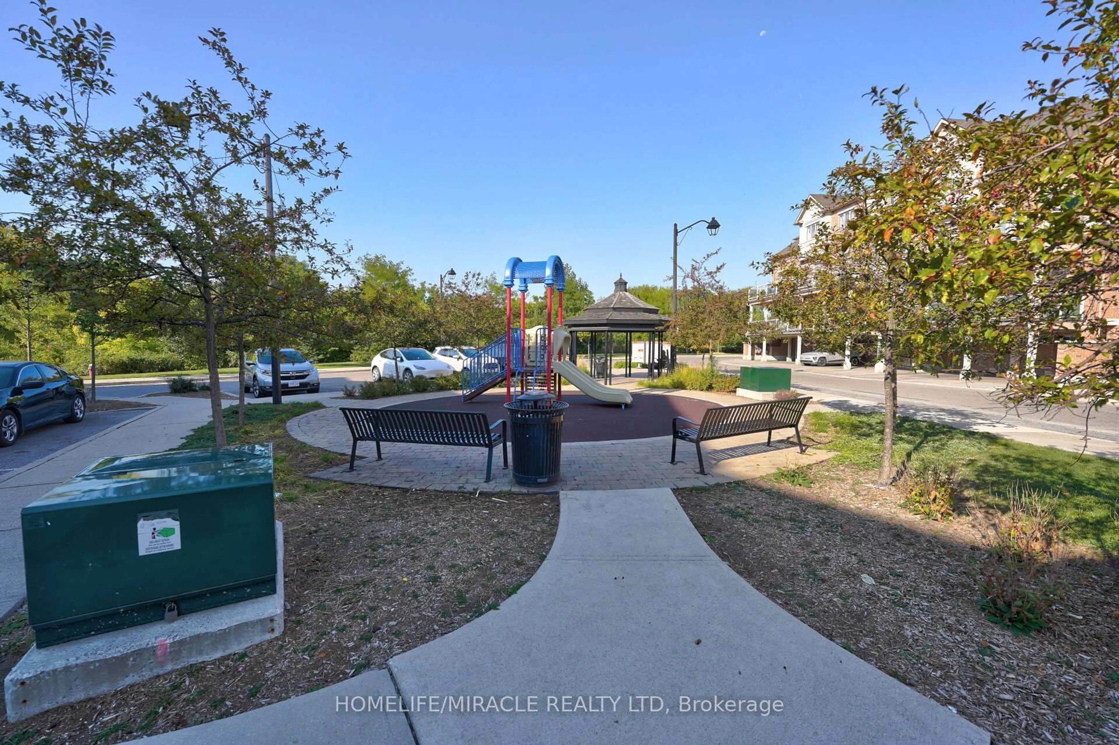 Patio, unknown for 180 Howden Blvd #20, Brampton Ontario L6S 0E6