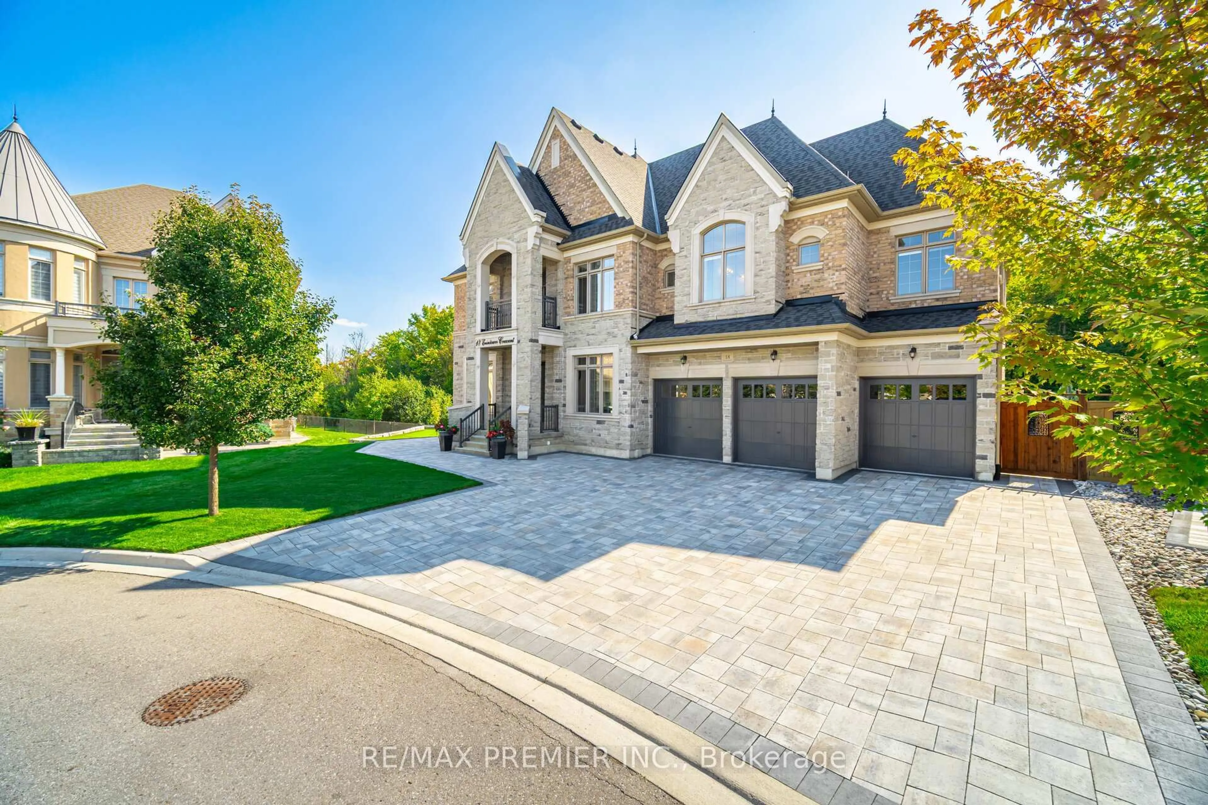 Home with brick exterior material, street for 18 Erintown Cres, Brampton Ontario L6P 4H2